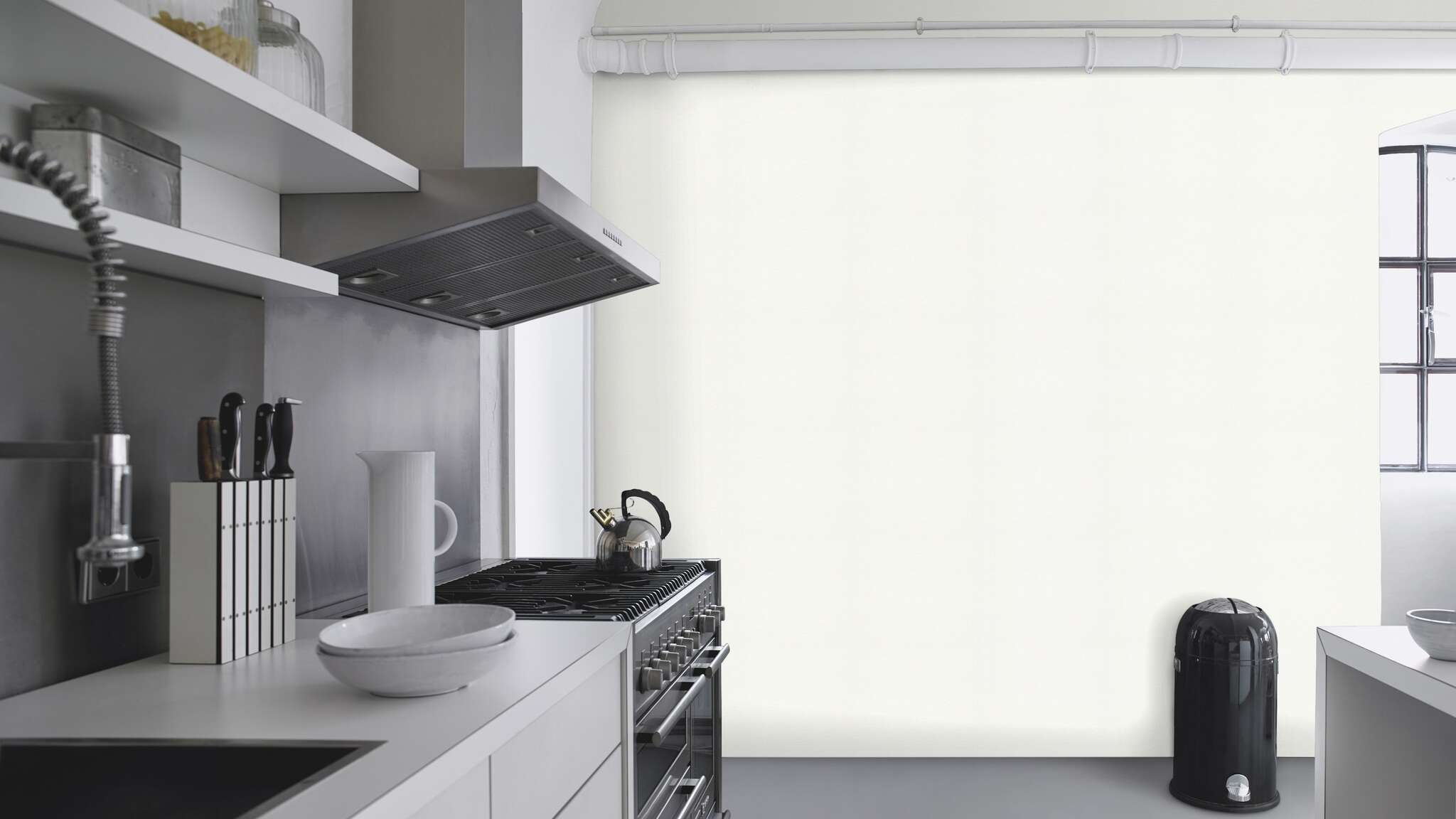 10-140217 Raumsituationen 4 Room with White, paintable waste paper non-woven