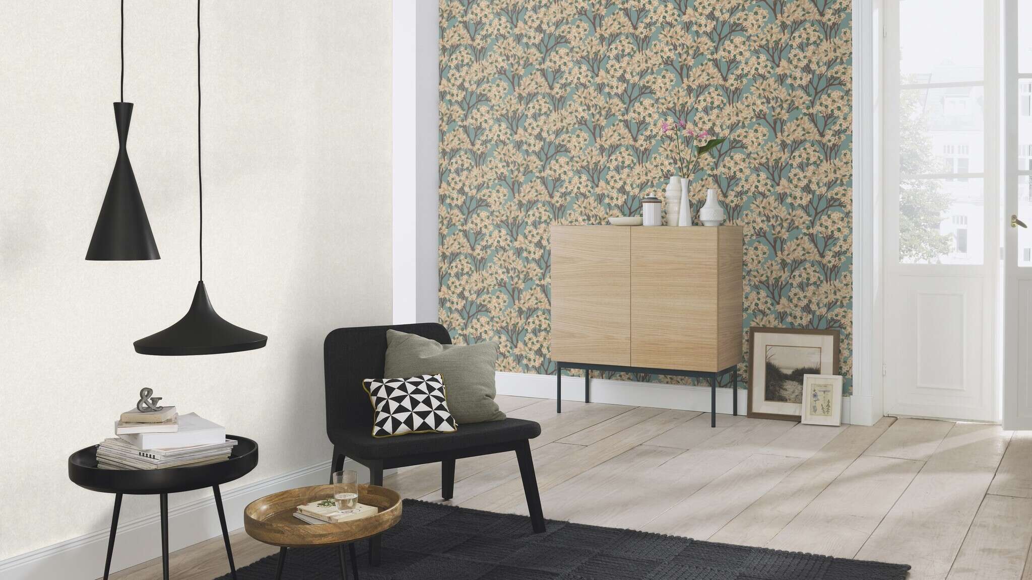 10-580013 Raumsituationen 2 Room with Wallpaper with imaginative trees and linen texture