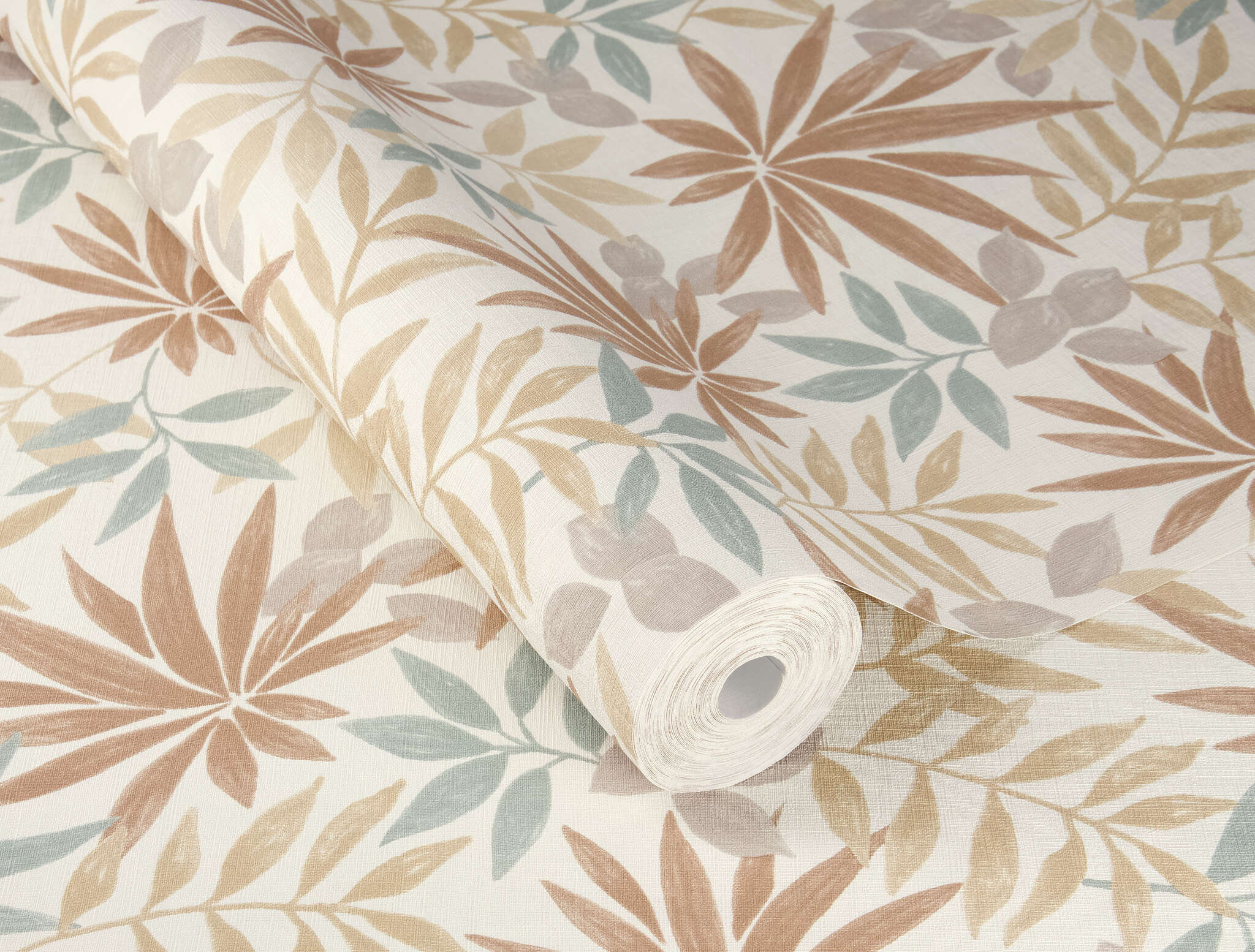 10-580228 Detailaufnahmen 1 Detailed image of Leaf wallpaper with a textile look