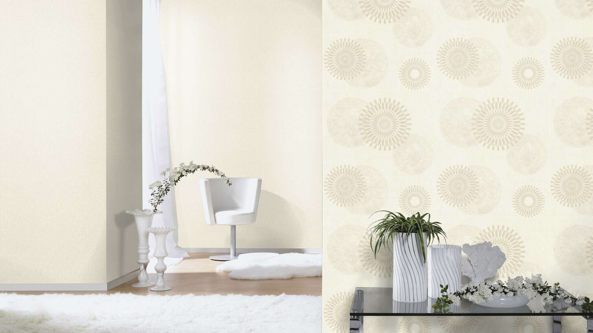 10-651720 Raumsituationen 2 Raum mit Tapete mit Mandalas und floralen Elementen