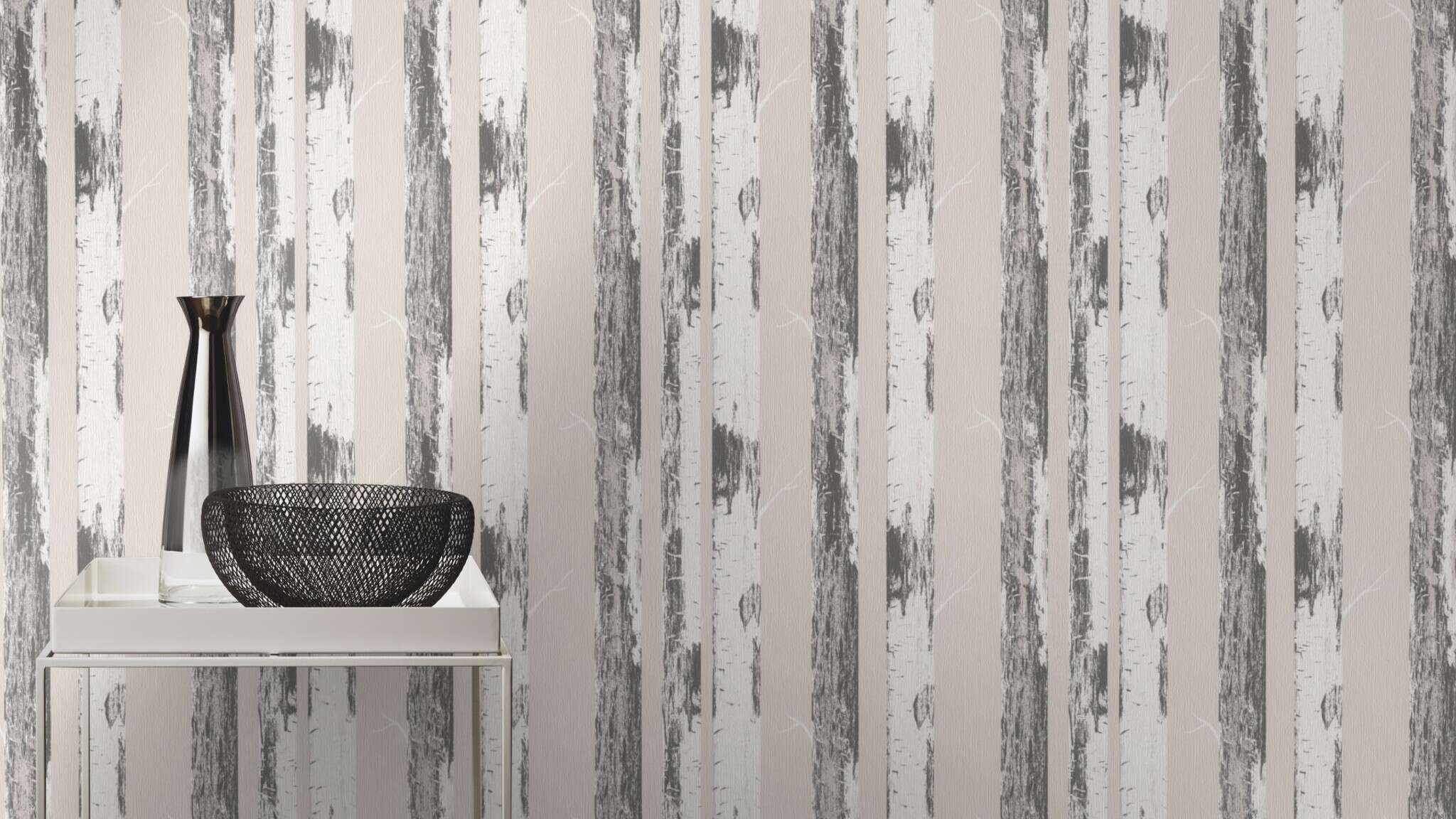 10-285406 Raumsituationen 2 Room with Wallpaper with vertical tree trunks in a stylised look for a natural accent
