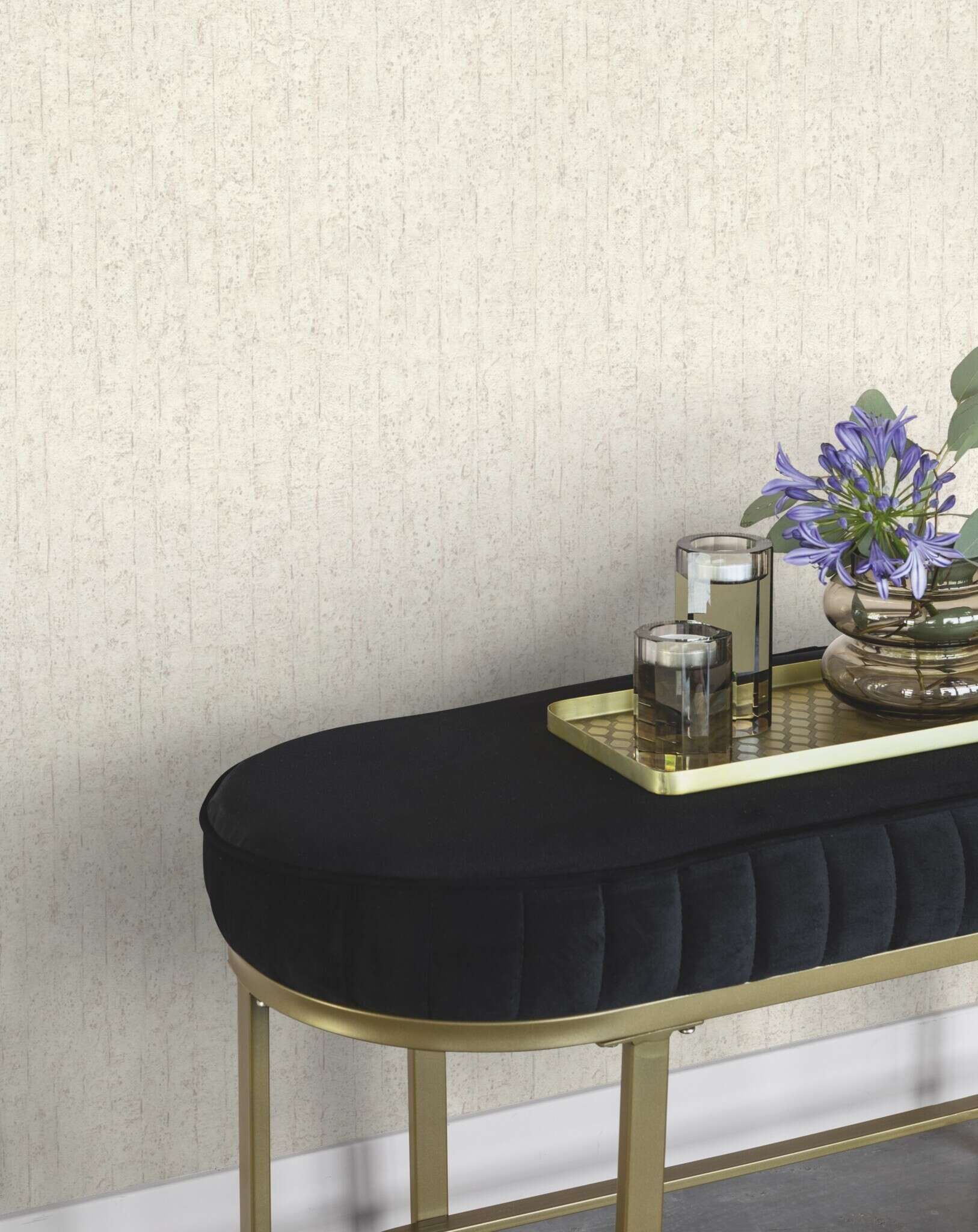 10-499216 Raumsituationen 1 Room with Wallpaper with concrete look