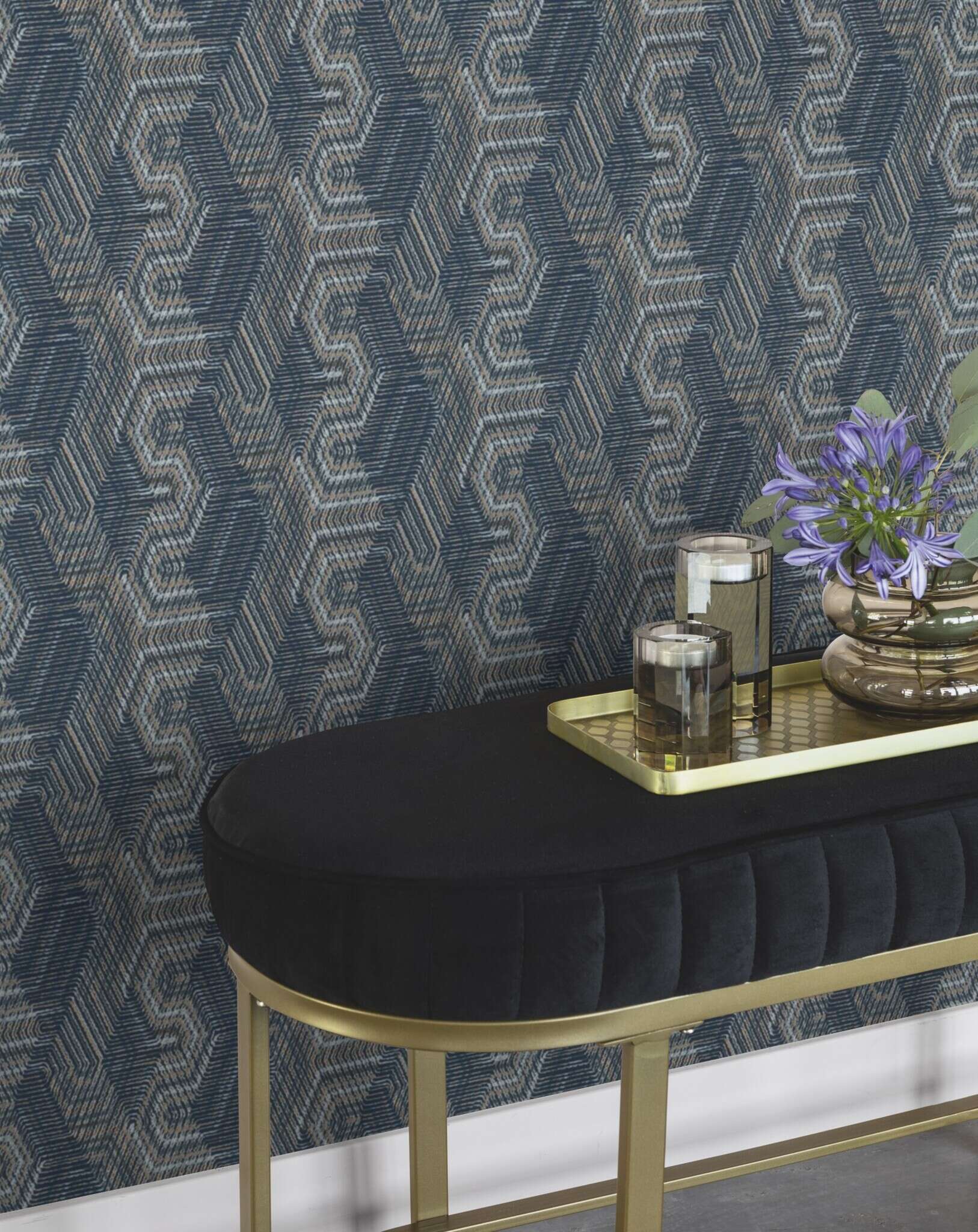 10-751949 Raumsituationen 5 Room with Geometric textile pattern in ethnic style