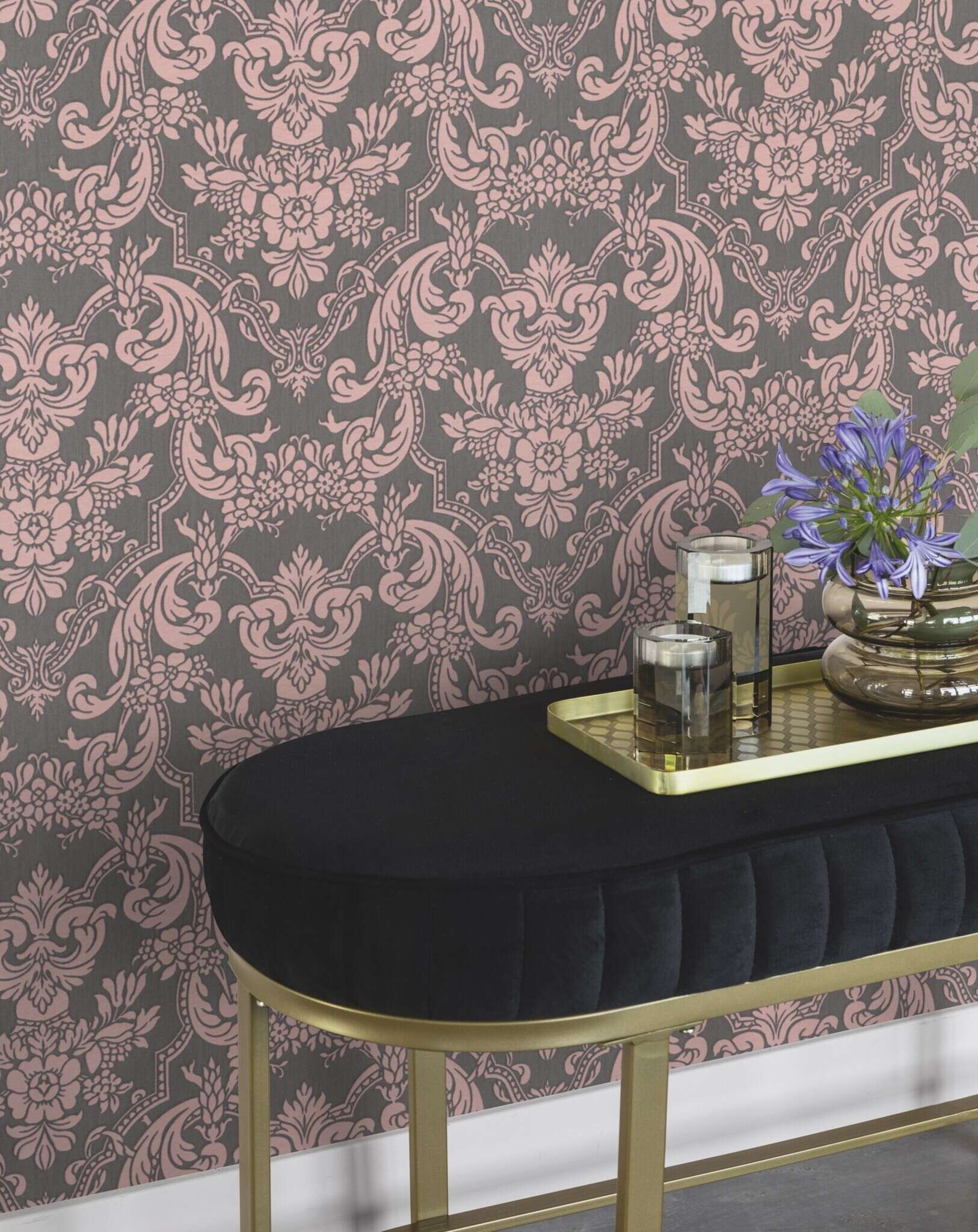 10-570649 Raumsituationen 5 Room with Pink ornaments on graphite-coloured fabric in 3D look