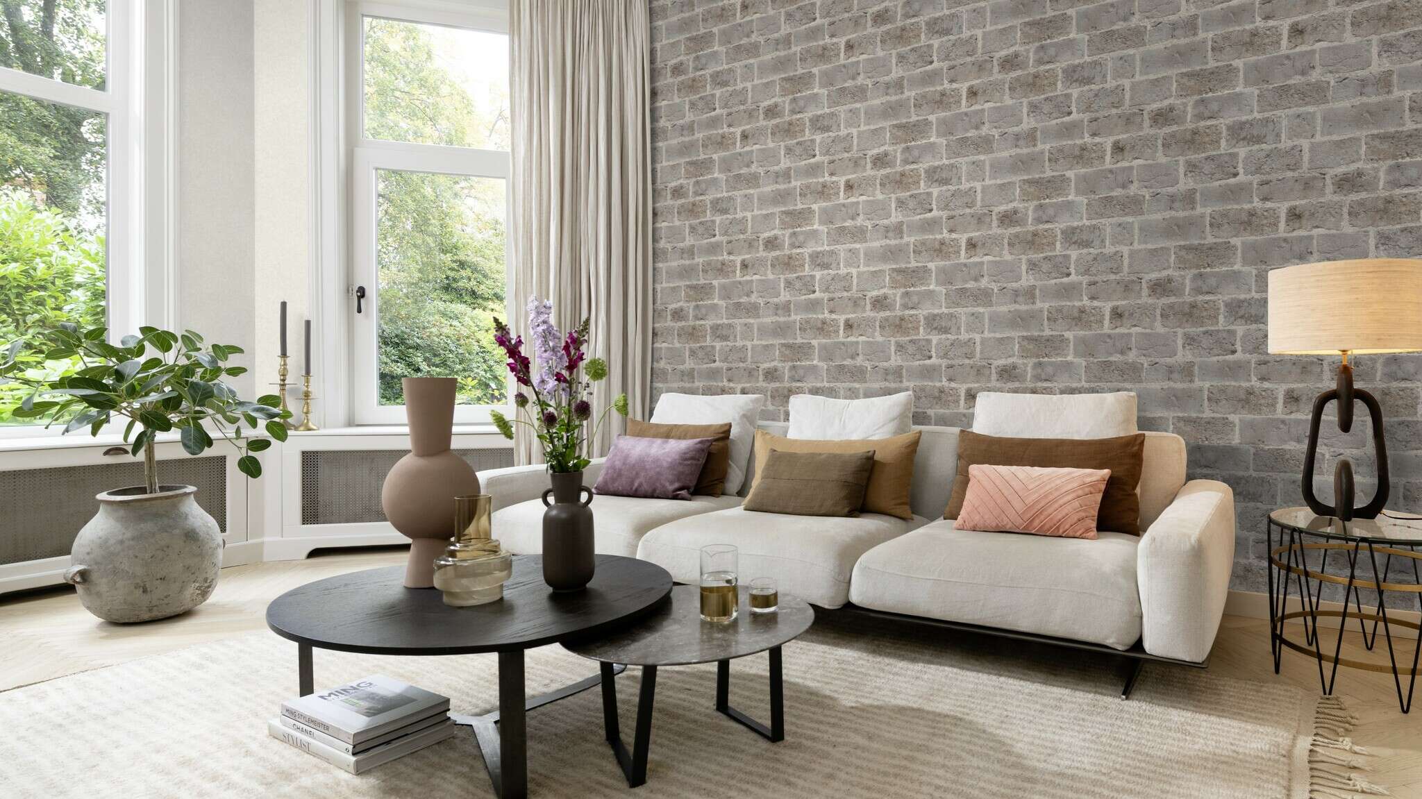 10-865714 Raumsituationen 2 Room with Wallpaper with bricks
