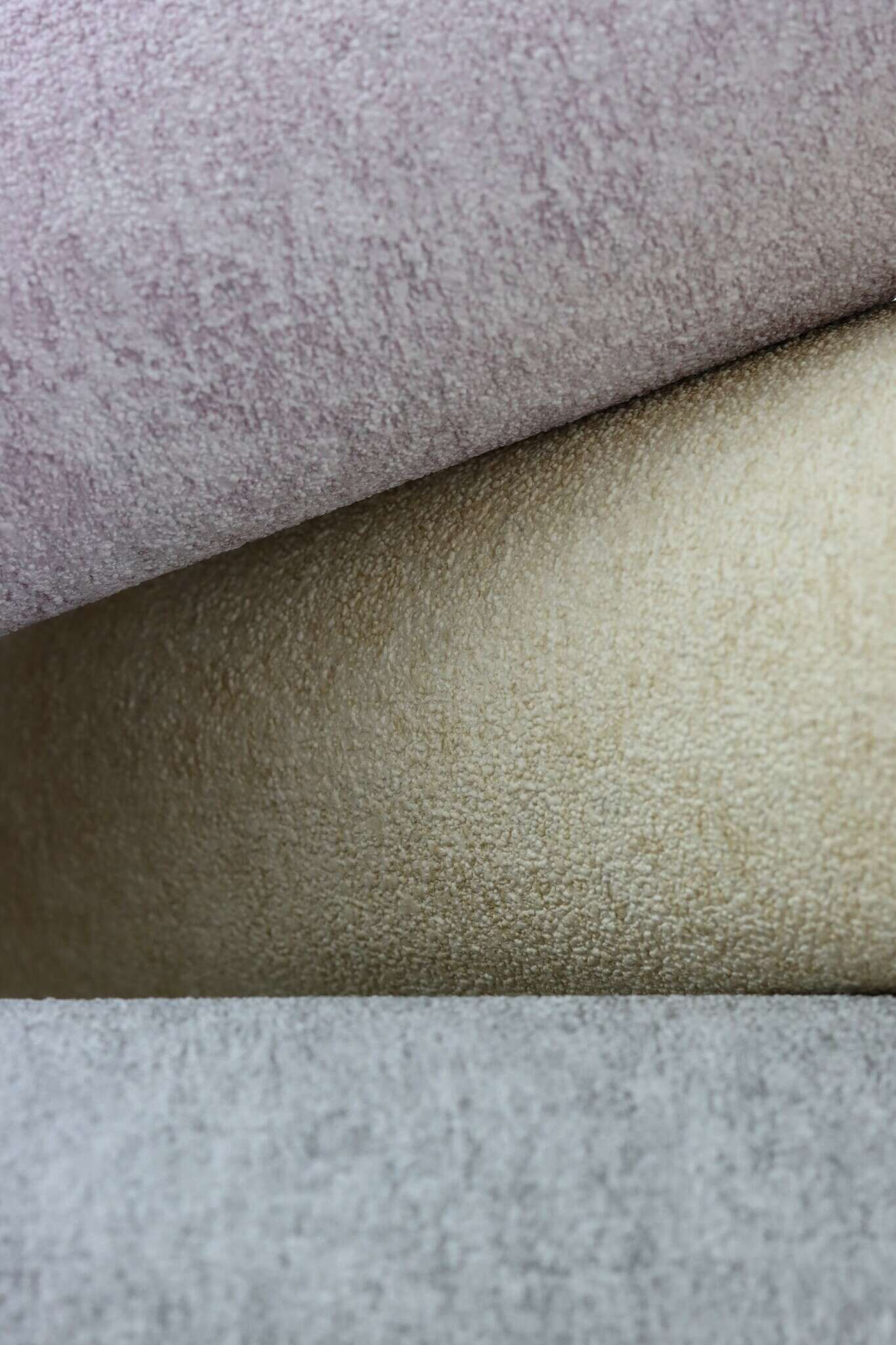 10-617191 Detailaufnahmen 14 Detailed image of Single-colour wallpaper with a rough plaster look