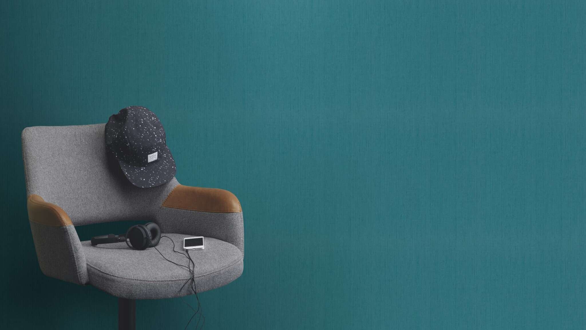 10-746167 Raumsituationen 2 Room with Single-colour wallpaper with a textile texture