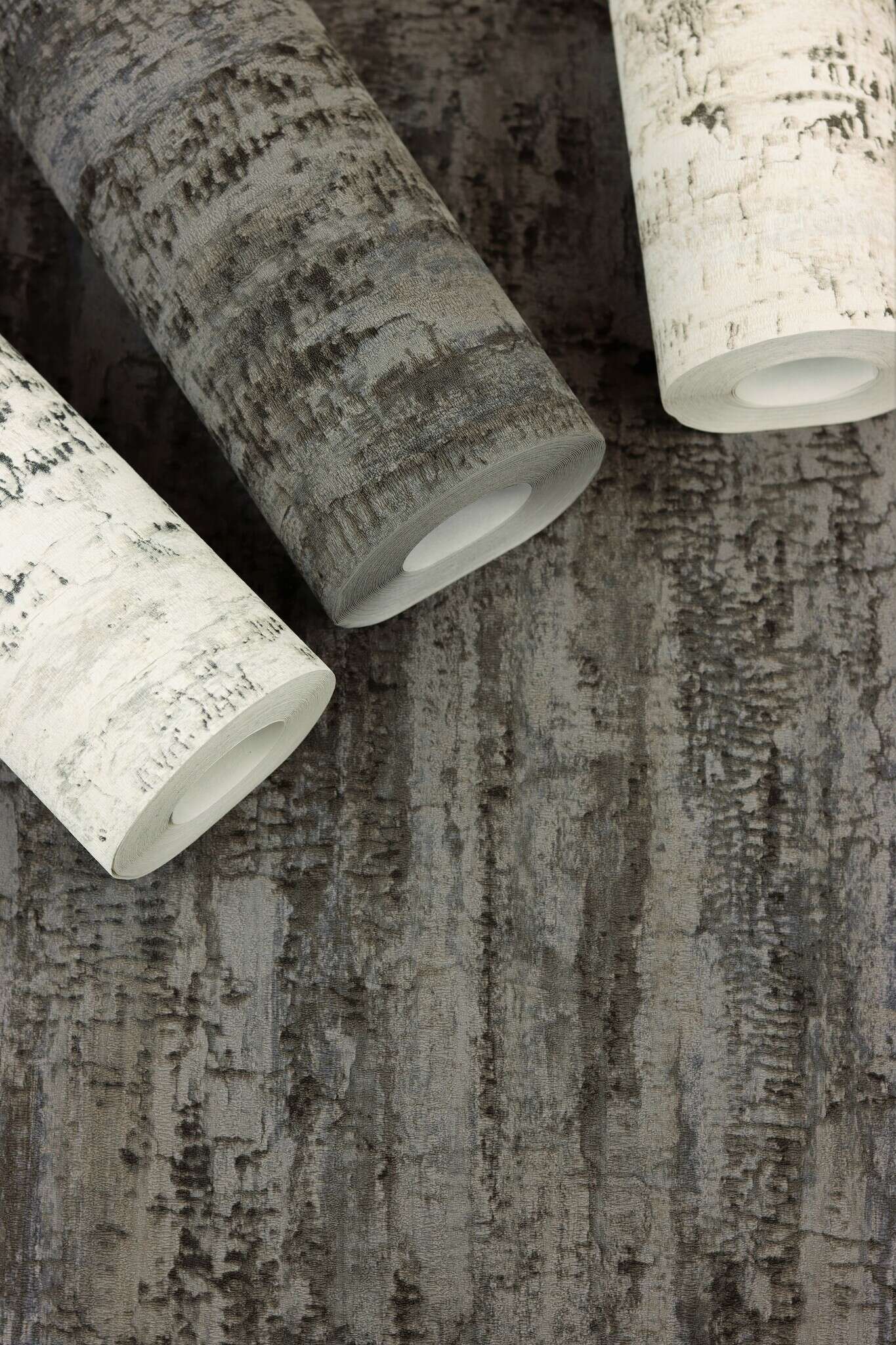 10-554045 Detailaufnahmen 2 Detailed image of Wallpaper with a grain that looks like tree bark