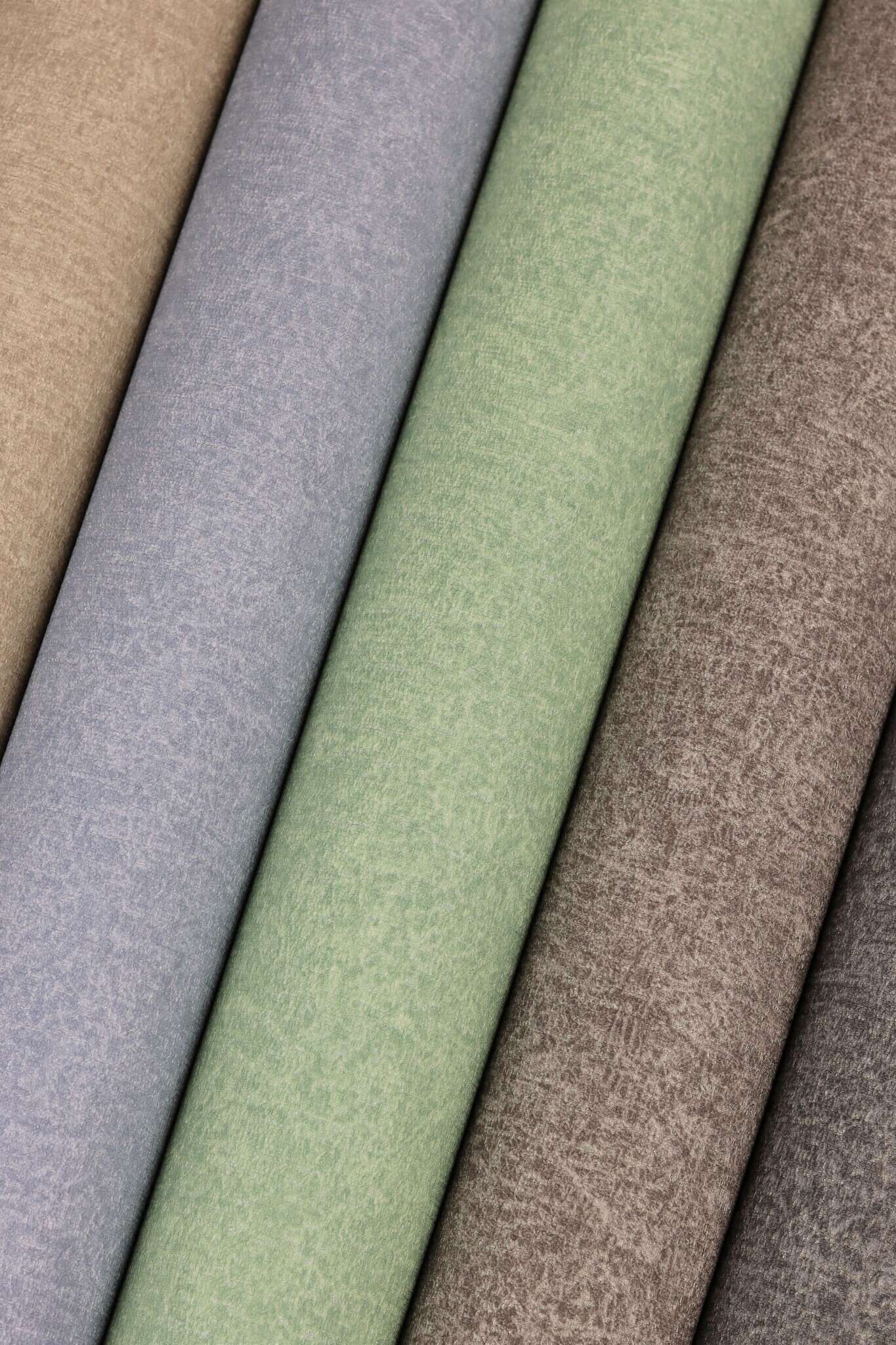 10-554533 Detailaufnahmen 1 Detailed image of Single-colour wallpaper with a textile texture