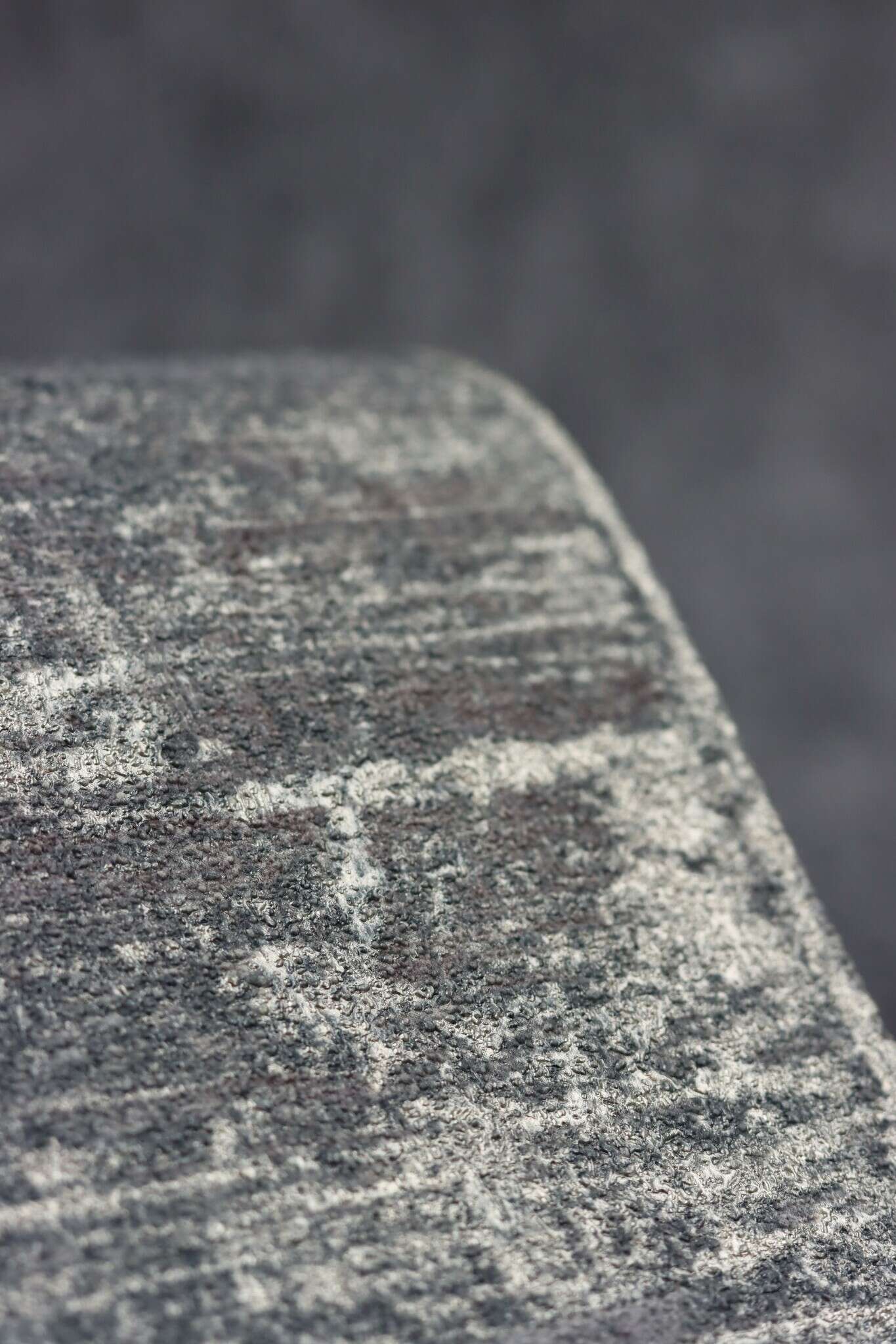 10-617641 Detailaufnahmen 5 Striped non-woven wallpaper in black slate Selection 617641