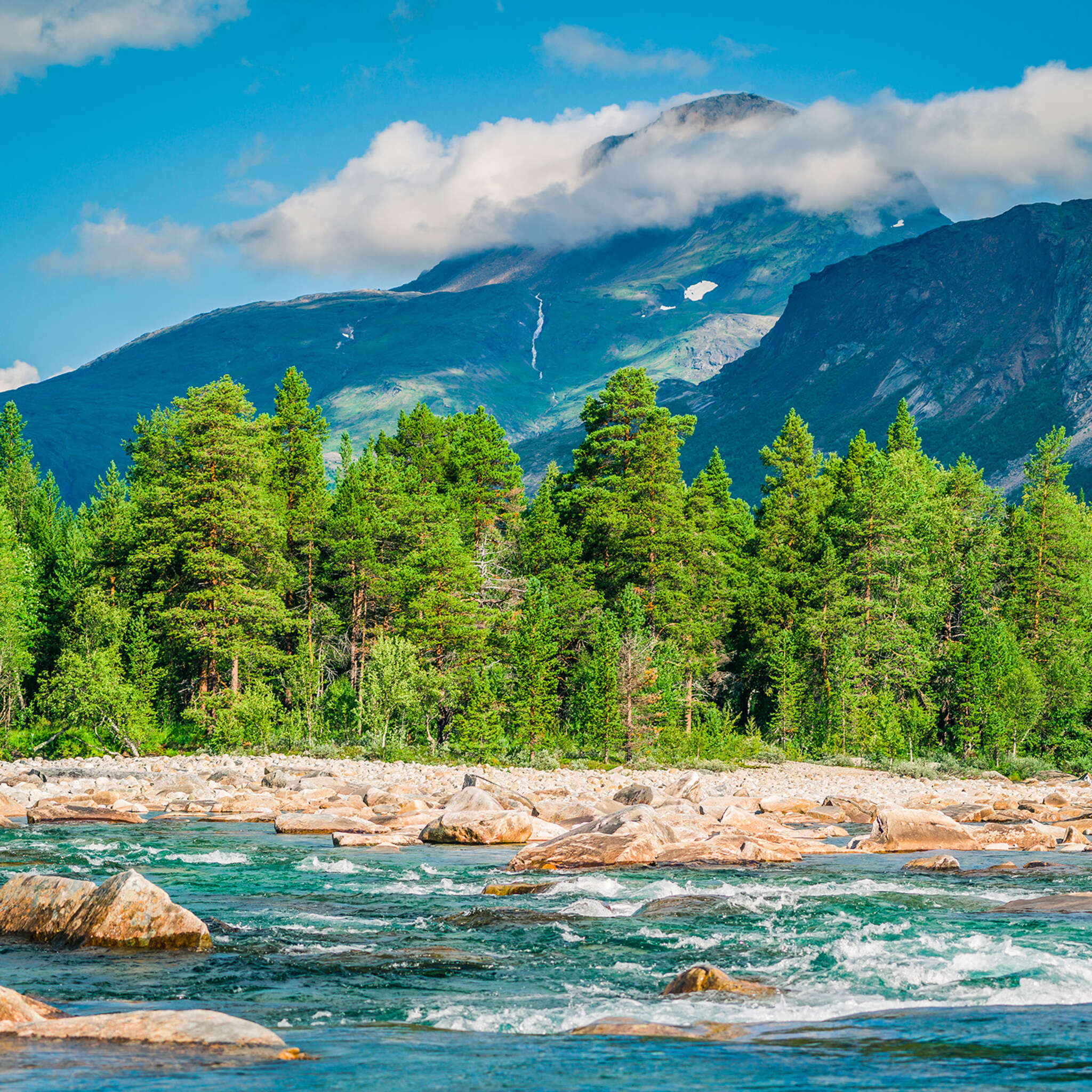 10-363265 D2C Vorschaubild 1 Fototapete mit Flusslandschaft 363265
