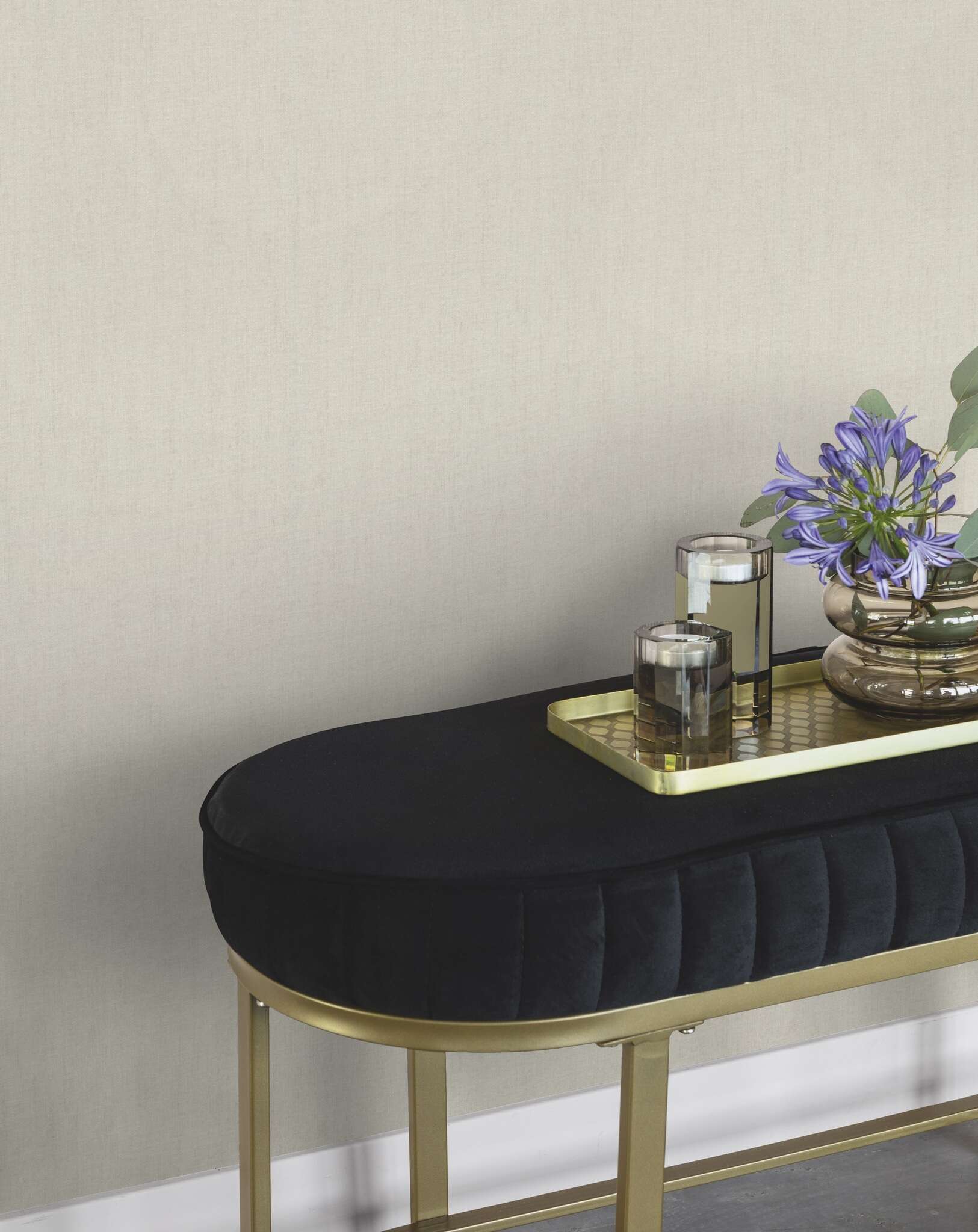 10-484748 Raumsituationen 1 Plain non-woven wallpaper in gray Florentine IV 484748