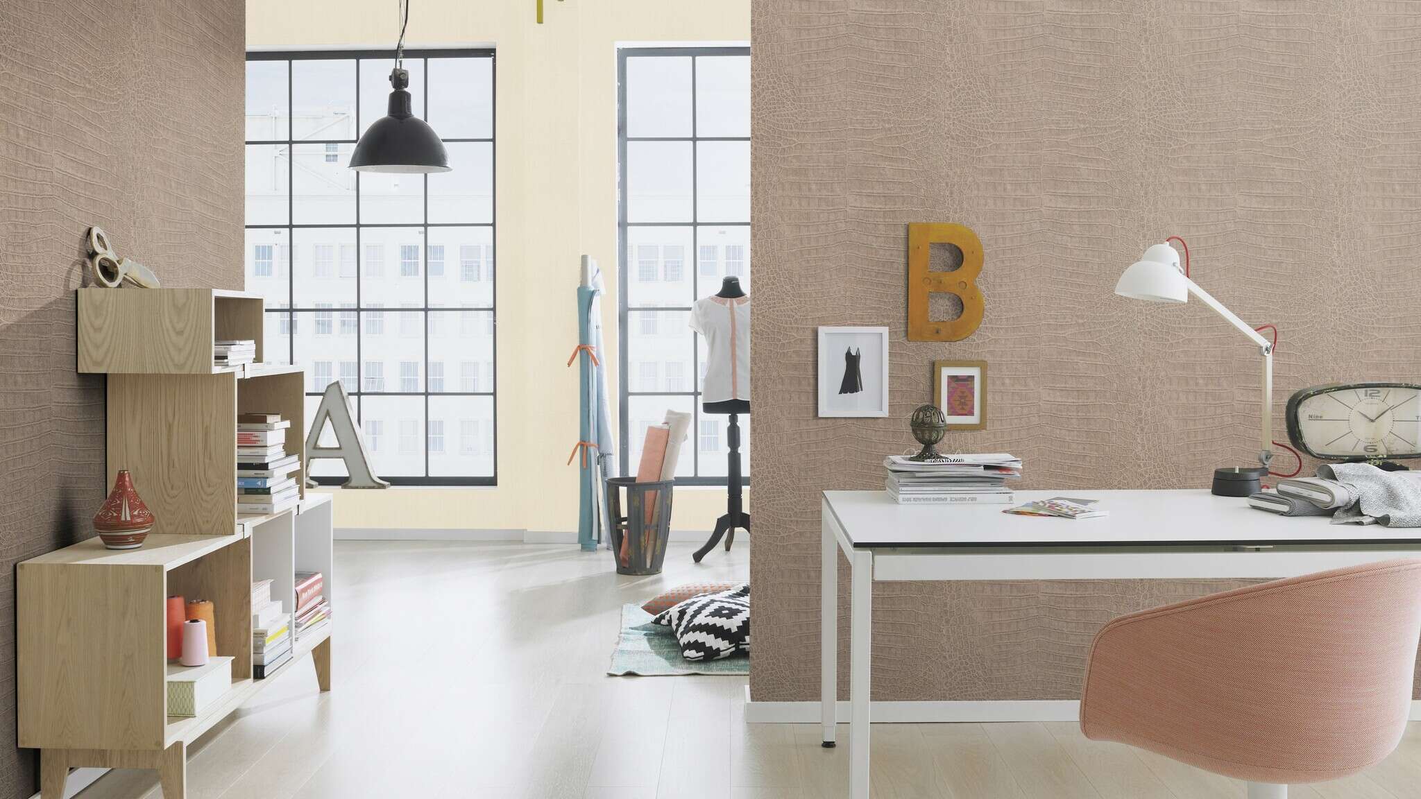 10-474138 Raumsituationen 2 Crocodile leather non-woven wallpaper in brown Selection 474138