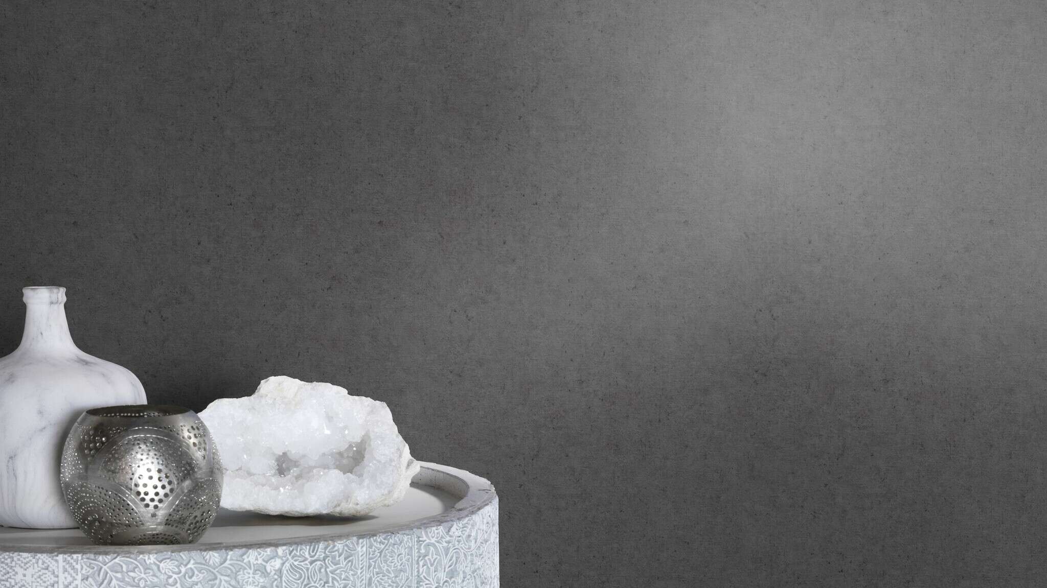 10-520927 Raumsituationen 1 Room with Single-colour wallpaper with concrete look