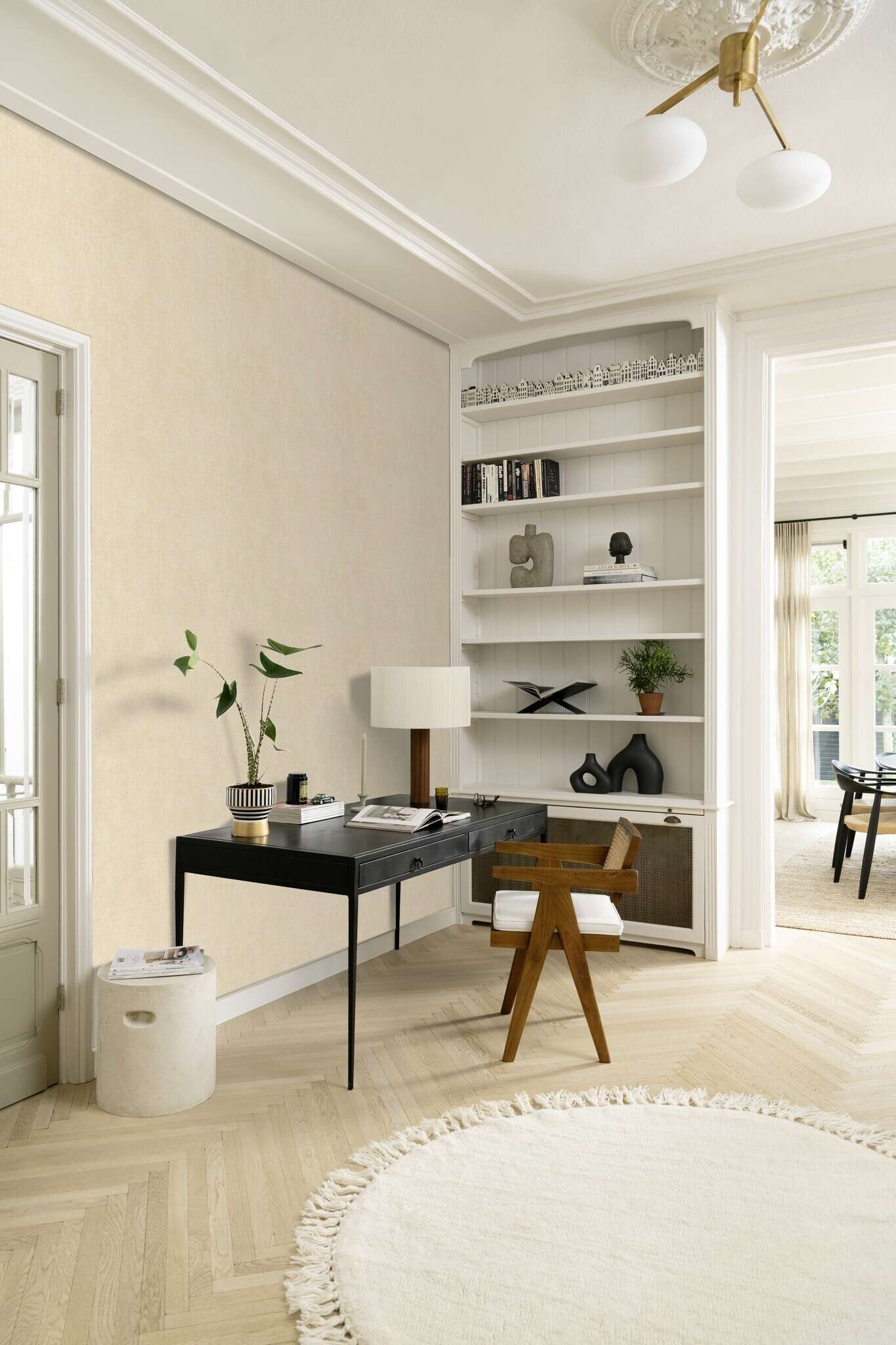 10-816136 Raumsituationen 4 Leinenstruktur Vliestapete in Beige #followusaround 816136