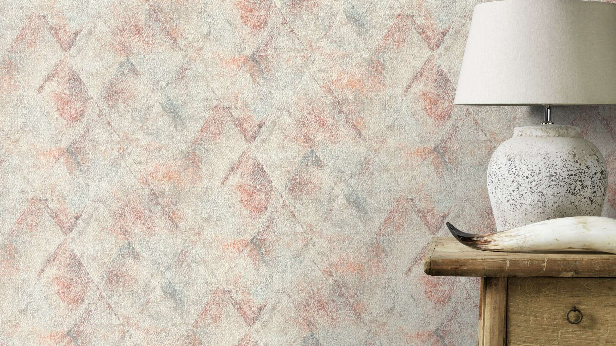 10-507362 Raumsituationen 3 Room with Wallpaper with graphic diamonds