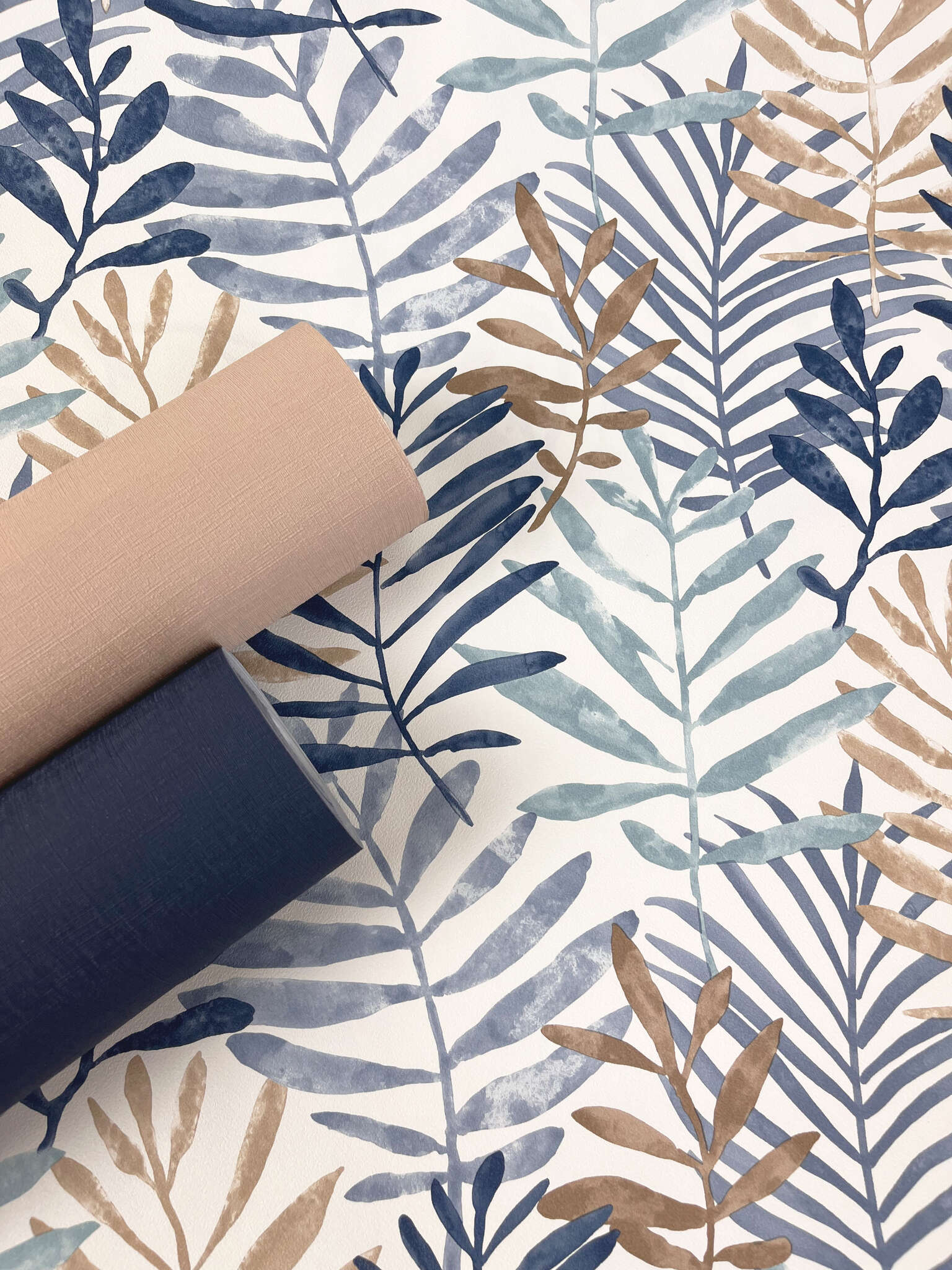 10-687514 Detailaufnahmen 4 Detailed image of Single-colour wallpaper with a textile texture