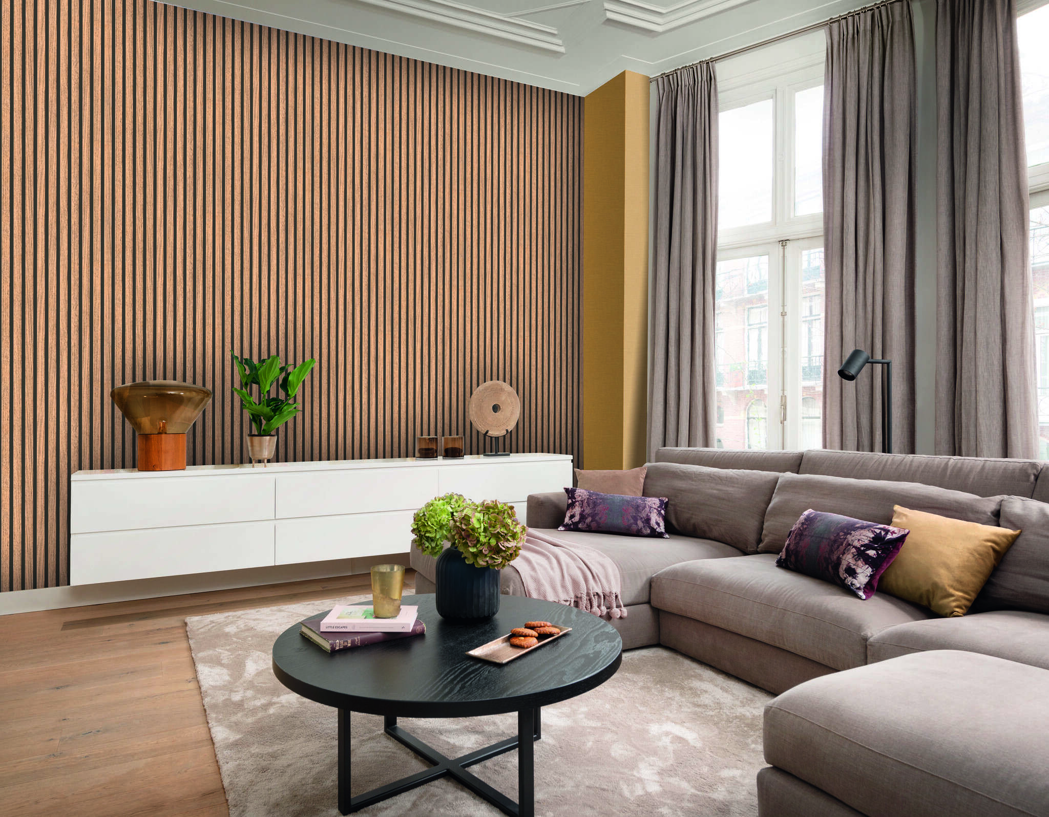 10-278408 Raumsituationen 1 Room with Wallpaper with alternating light and dark wood stripes for a modern, natural wall look