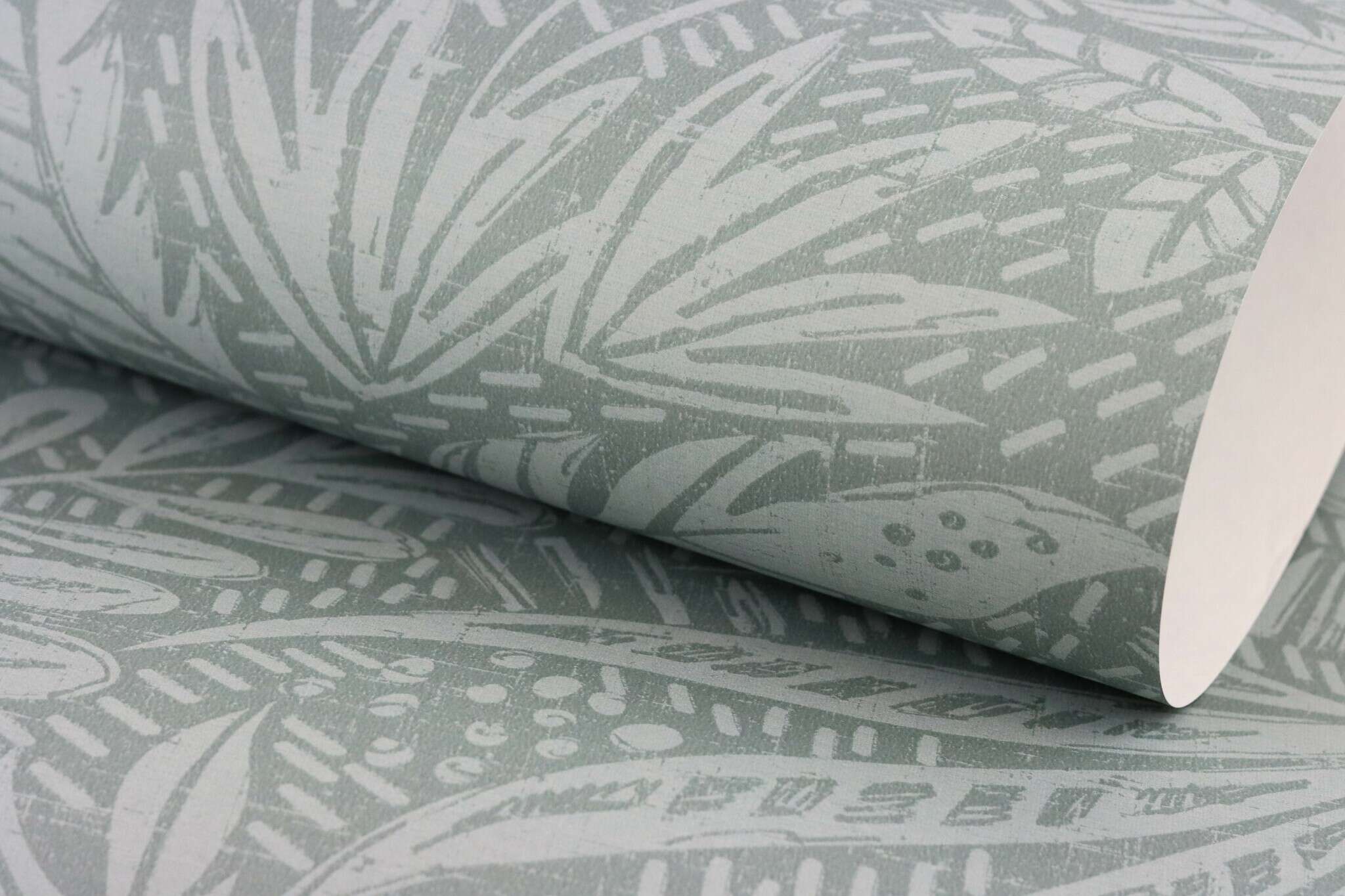 10-553024 Detailaufnahmen 7 Leaves non-woven wallpaper in green-grey 553024