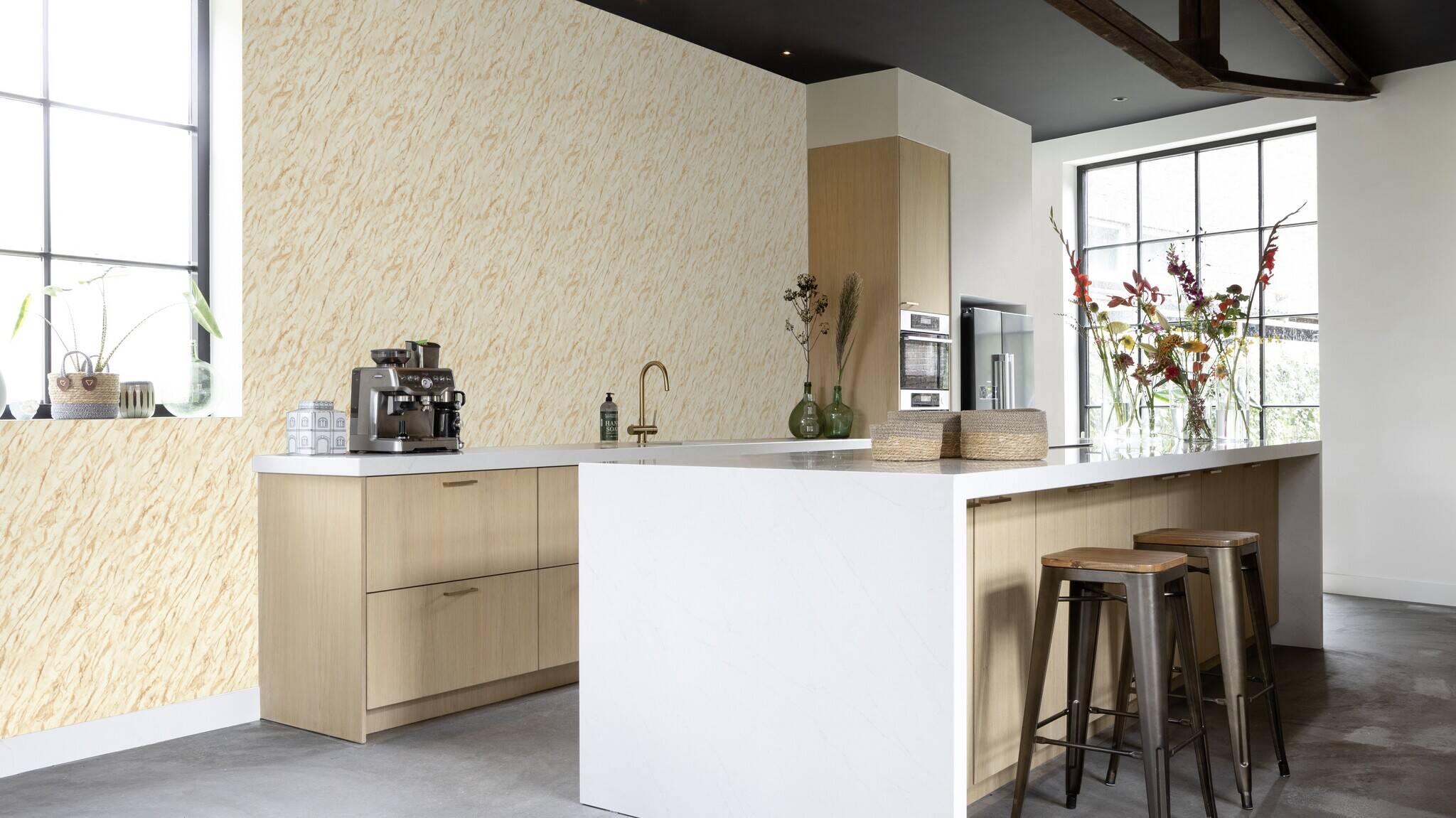 10-371611 Raumsituationen 1 Carrara 371611 self-adhesive wallpaper - marble look in beige and cream white