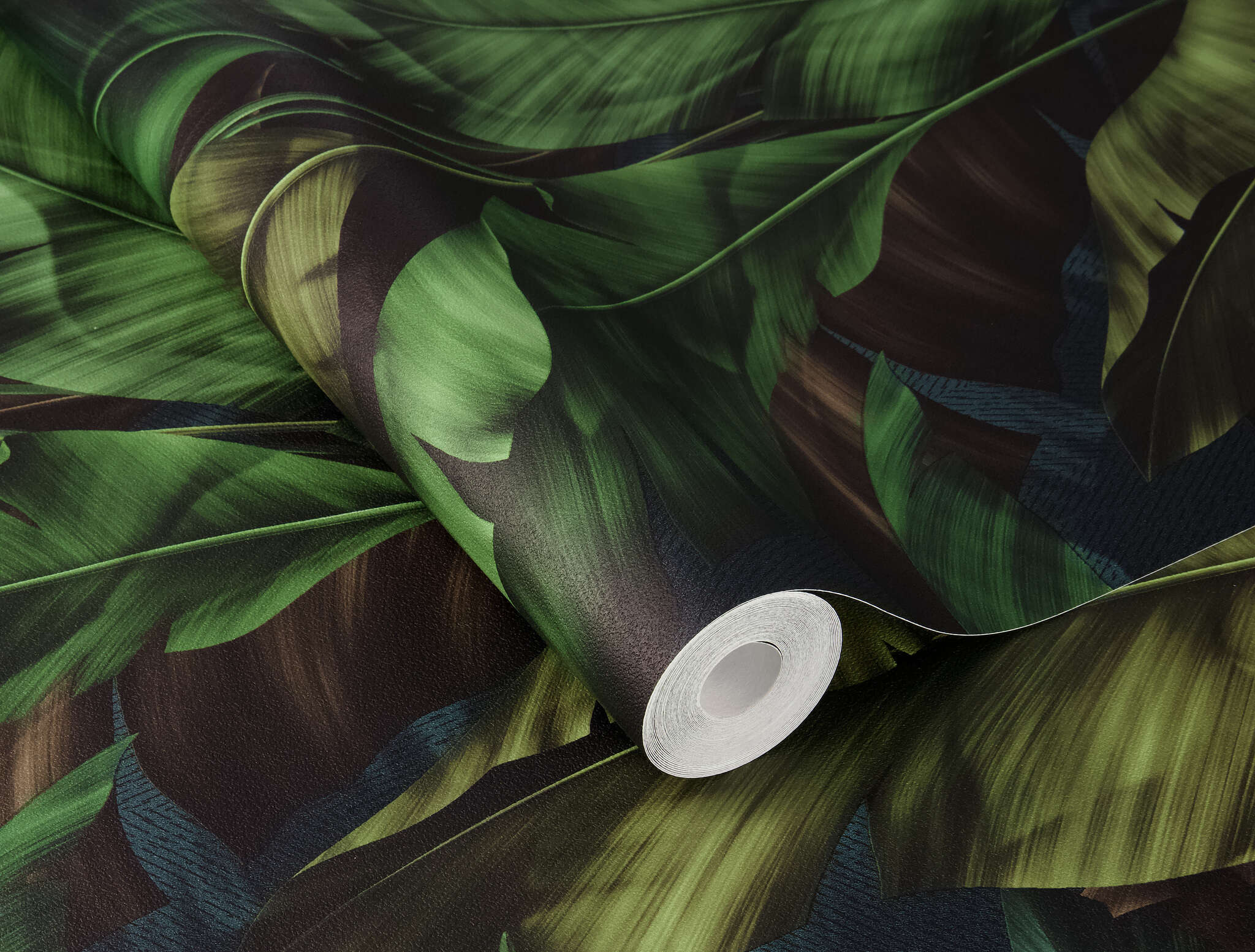 10-370034 Detailaufnahmen 1 Rio 370034 self-adhesive wallpaper - tropical banana leaves in green