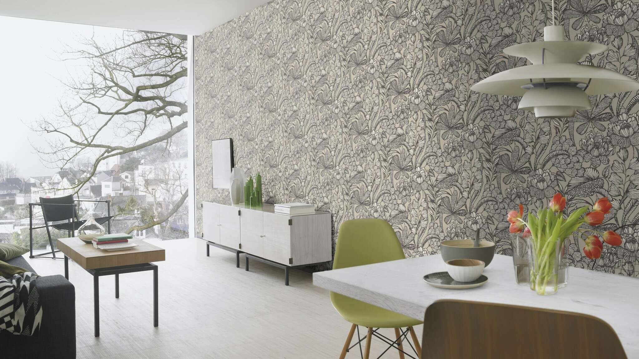10-555332 Raumsituationen 1 Une chambre avec Papier peint botanique avec de grandes plantes et des feuilles