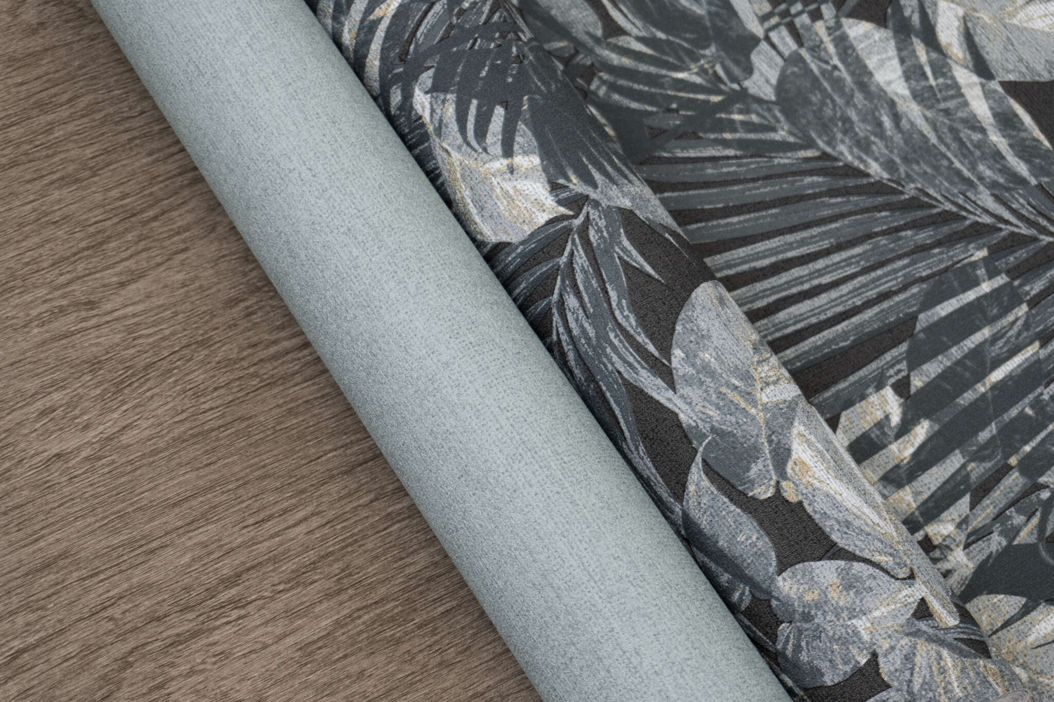 10-600049 Detailaufnahmen 3 Detailed image of Wallpaper with wood grain and fine vertical texture