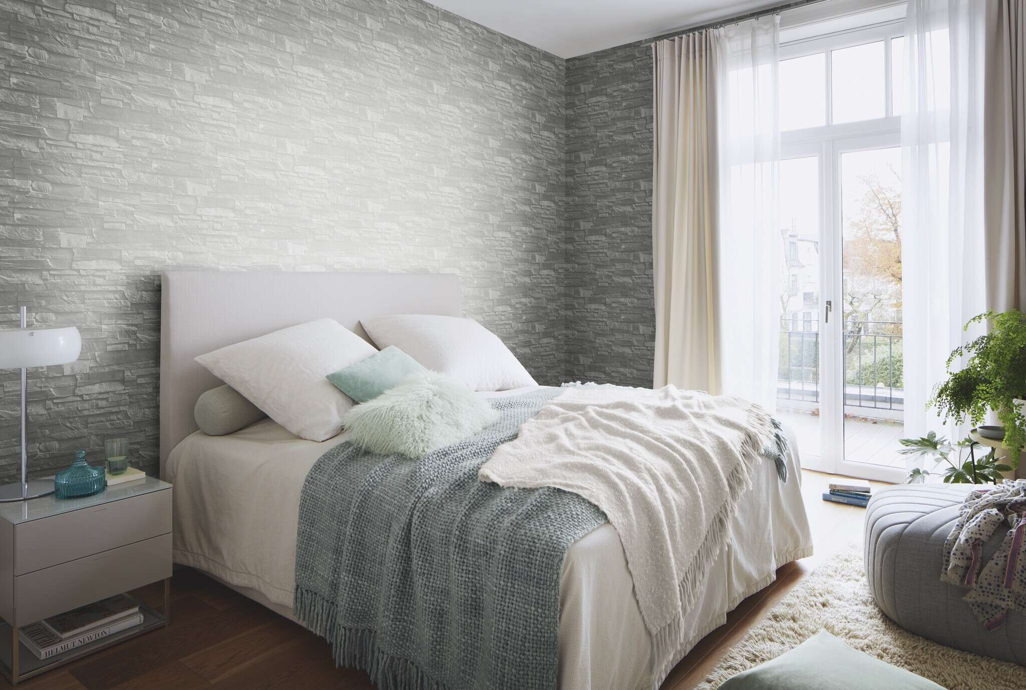 10-475029 Raumsituationen 4 Room with Realistic non-woven wallpaper in a slate stone look with a textured surface in shades of grey with a real 3D look