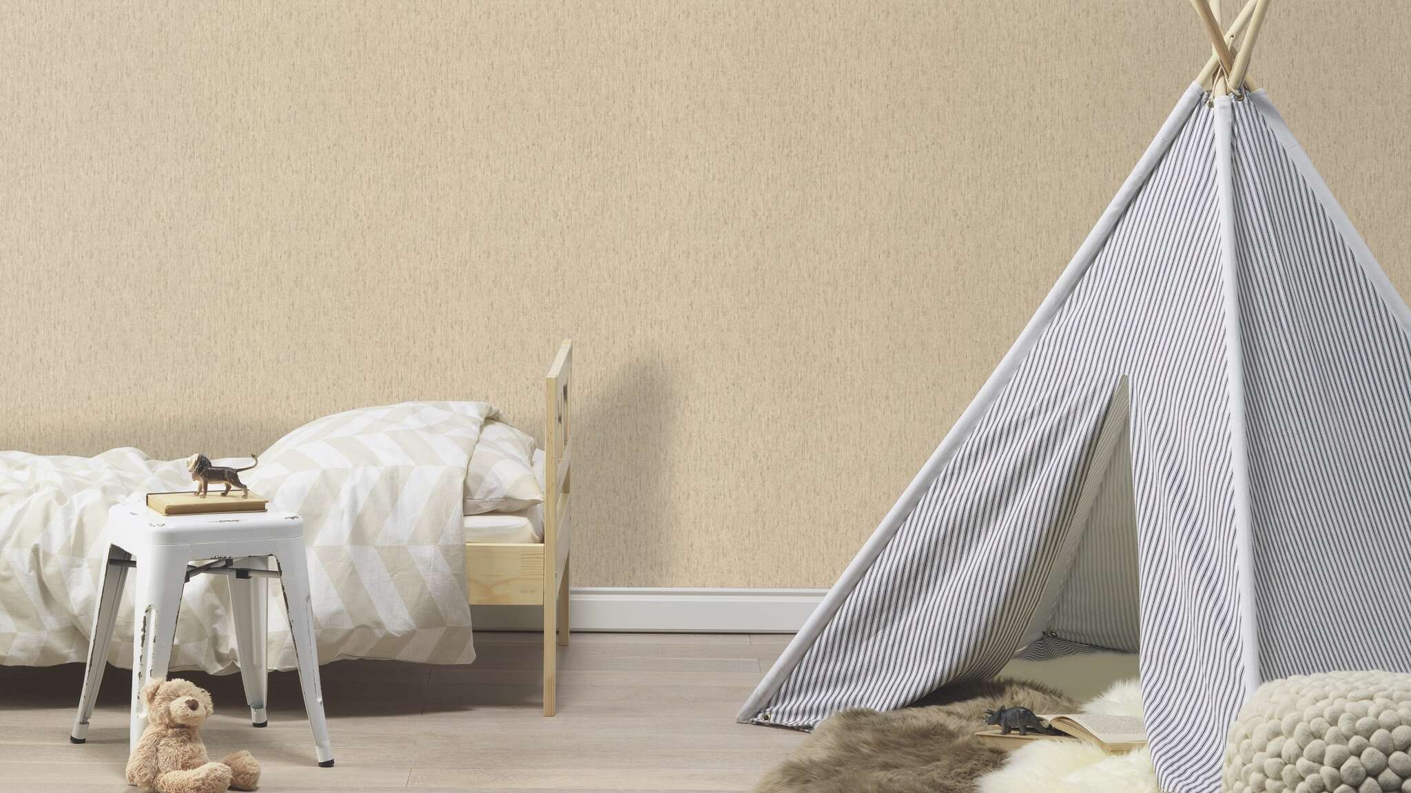 10-571066 Raumsituationen 1 Non-woven wallpaper in beige Back To Nature 571066