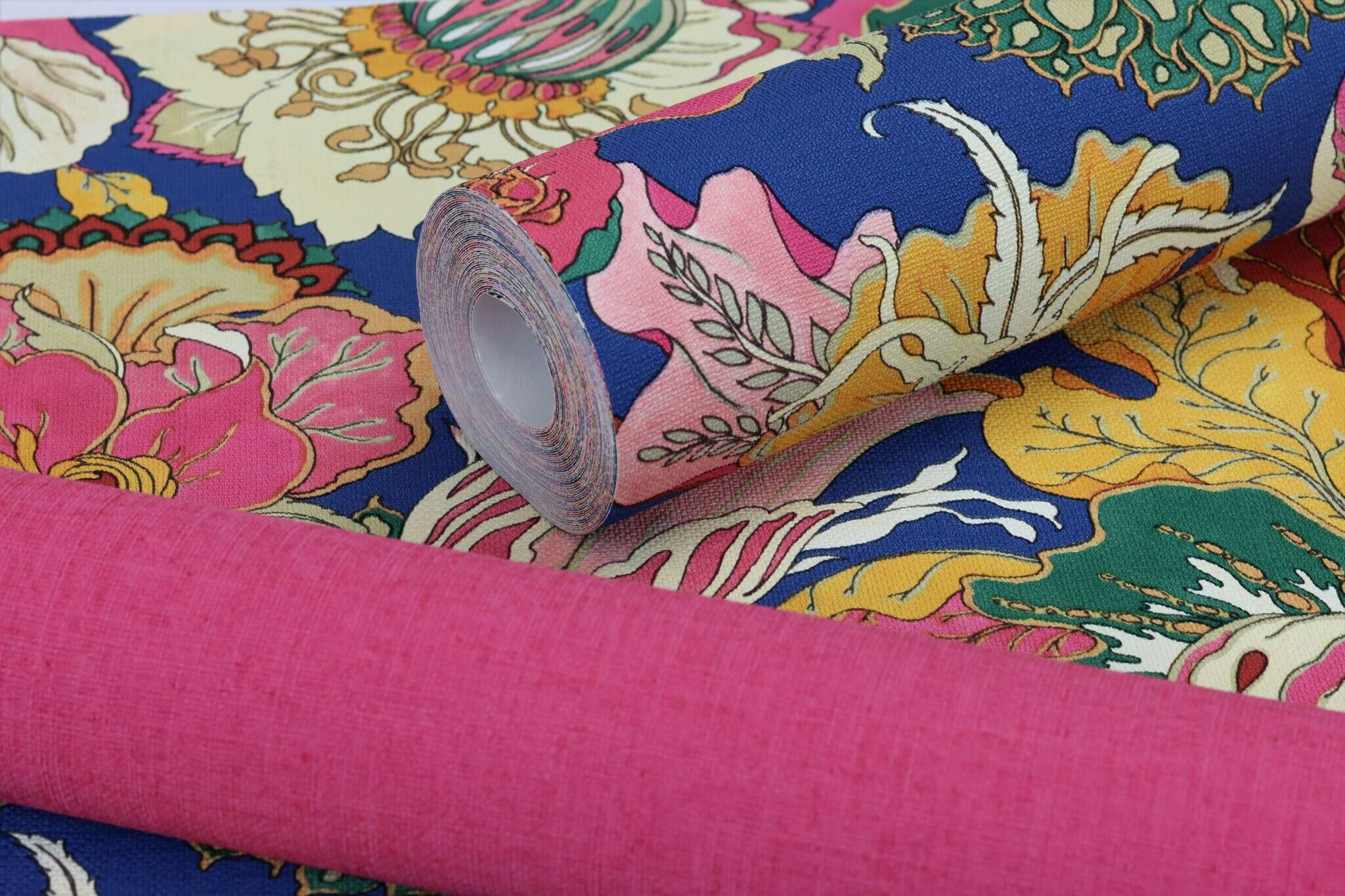 10-560152 Detailaufnahmen 5 Linen-look non-woven wallpaper in pink-dark pink Selection 560152
