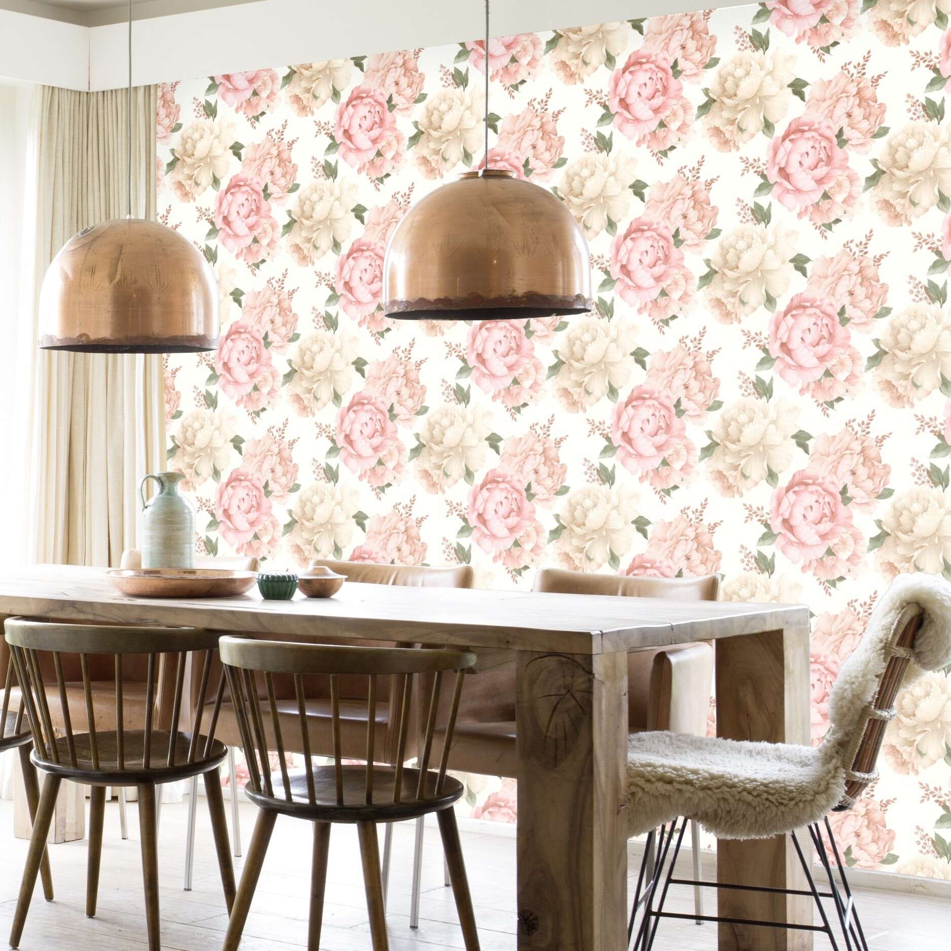 10-278705 Raumsituationen 1 Room with Romantic floral wallpaper with detailed peonies in delicate pastel shades