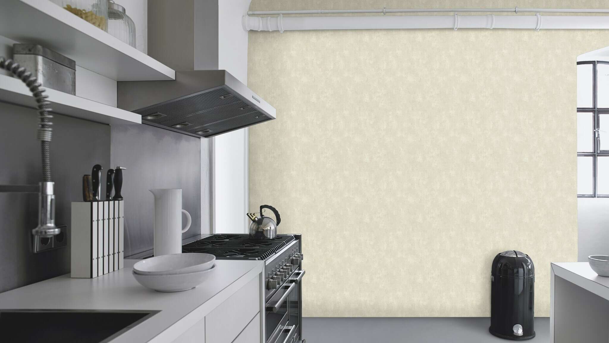 10-609035 Raumsituationen 3 Room with Single-colour wallpaper with concrete look