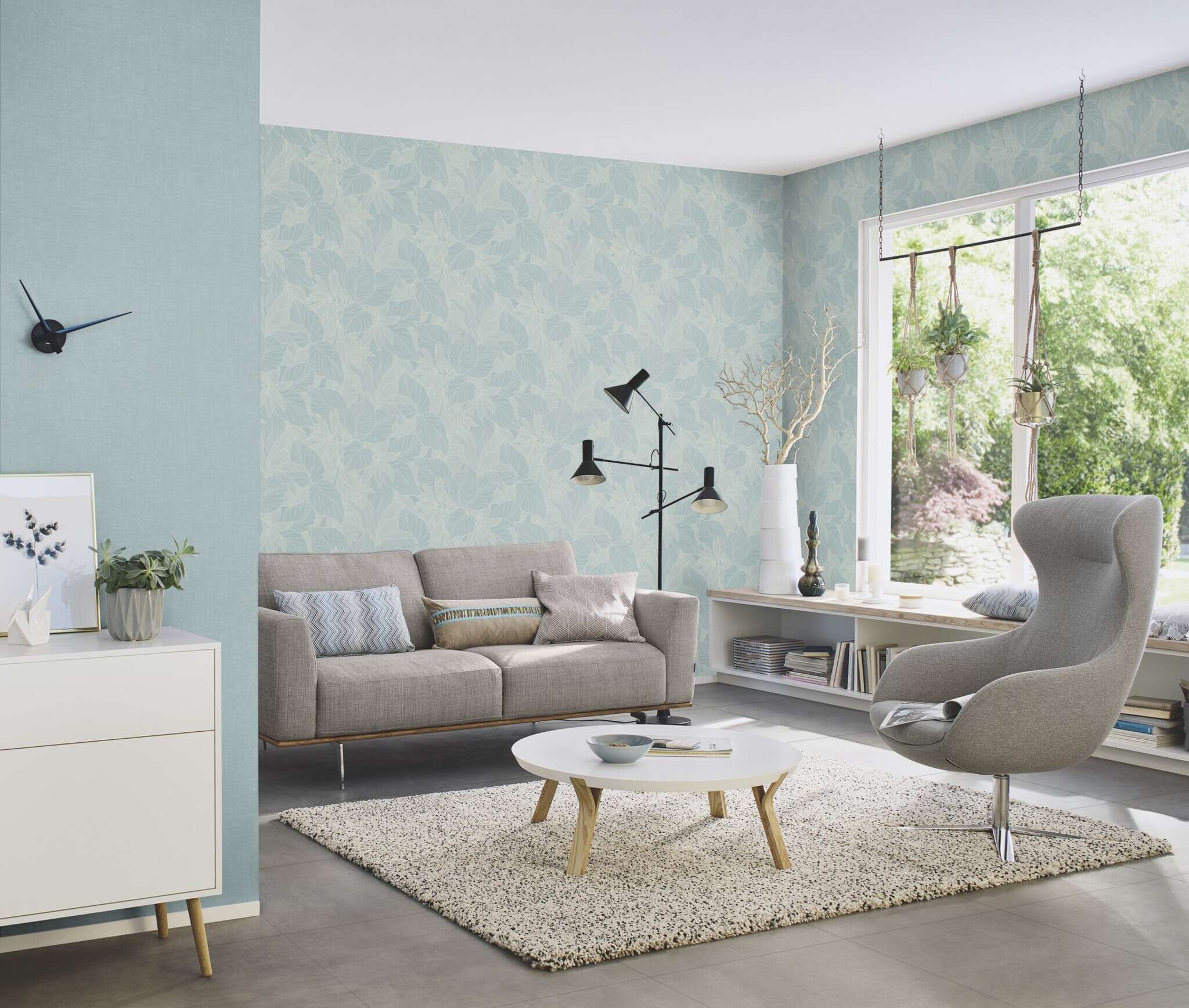 10-314915 Raumsituationen 2 Room with Decorative non-woven wallpaper in soft ice blue with a delicate, slightly raised leaf pattern