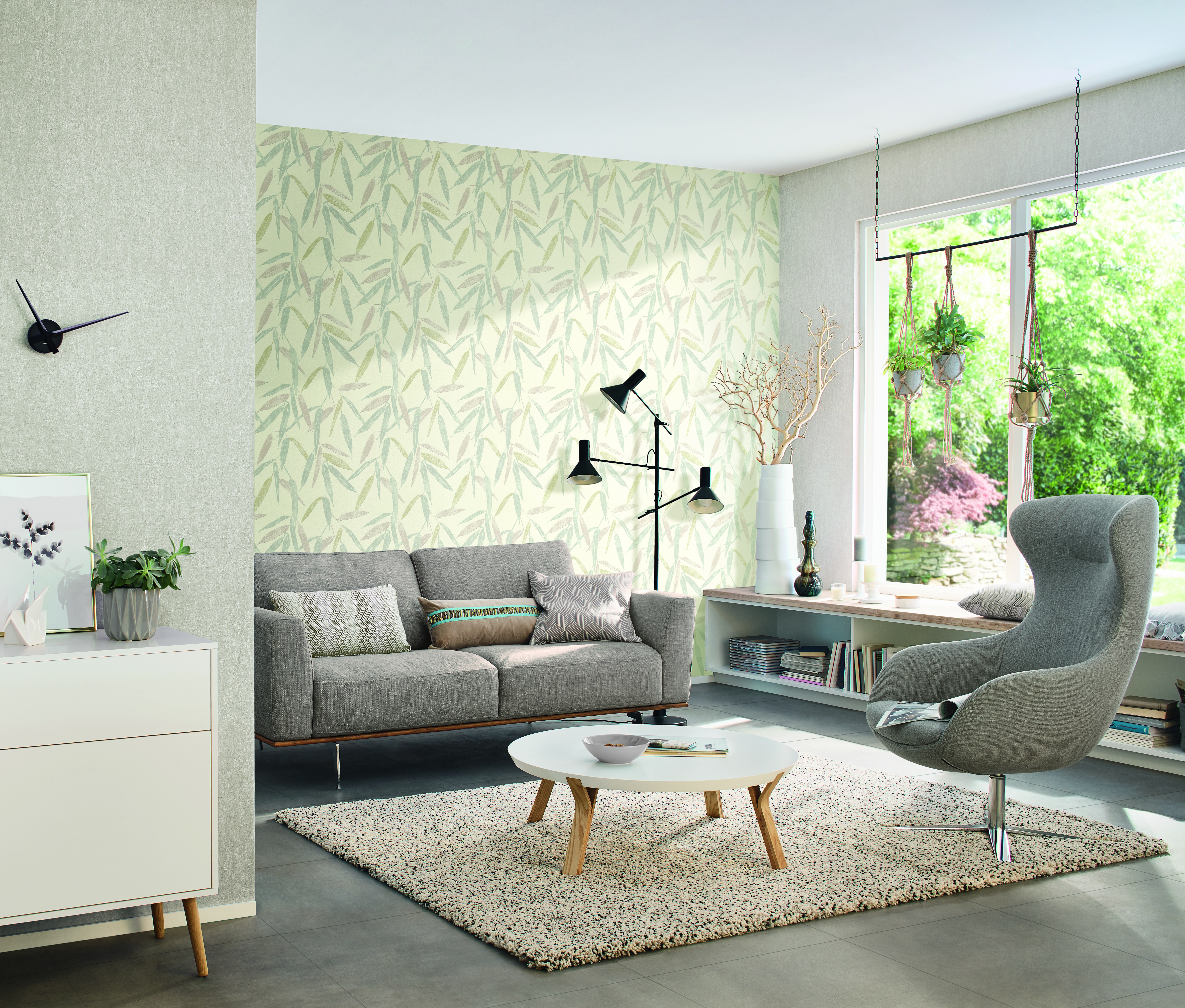 10-402353 Raumsituationen 1 Room with Modern wallpaper in light grey with a subtle, textured surface for minimalist rooms
