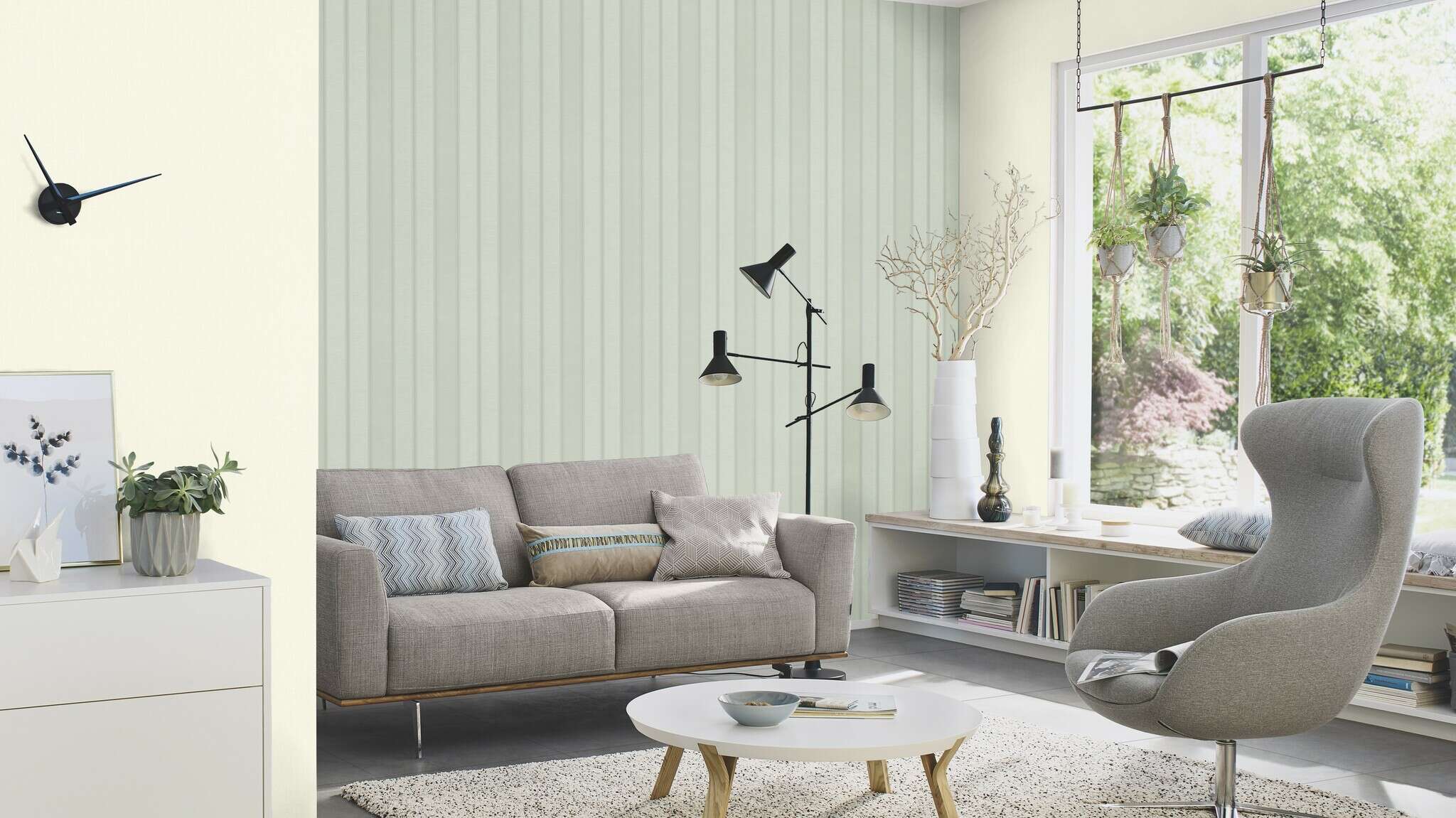 10-421040 Raumsituationen 1 Non-woven wallpaper with stripes in green 421040