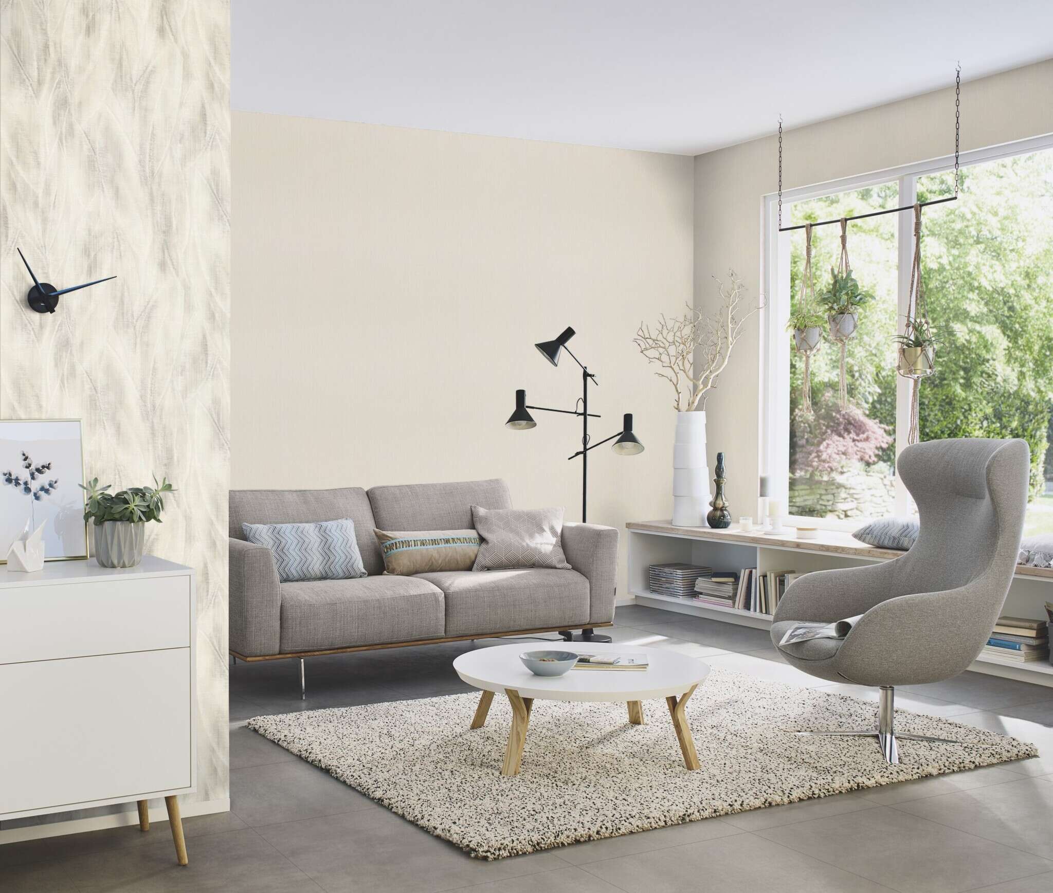 10-536881 Raumsituationen 2 Une chambre avec Papier peint uni avec une texture textile
