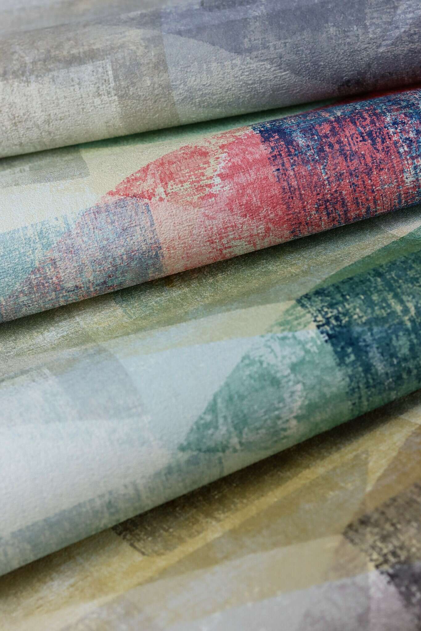 10-617955 Detailaufnahmen 7 Detailed image of Geometric wallpaper with triangles