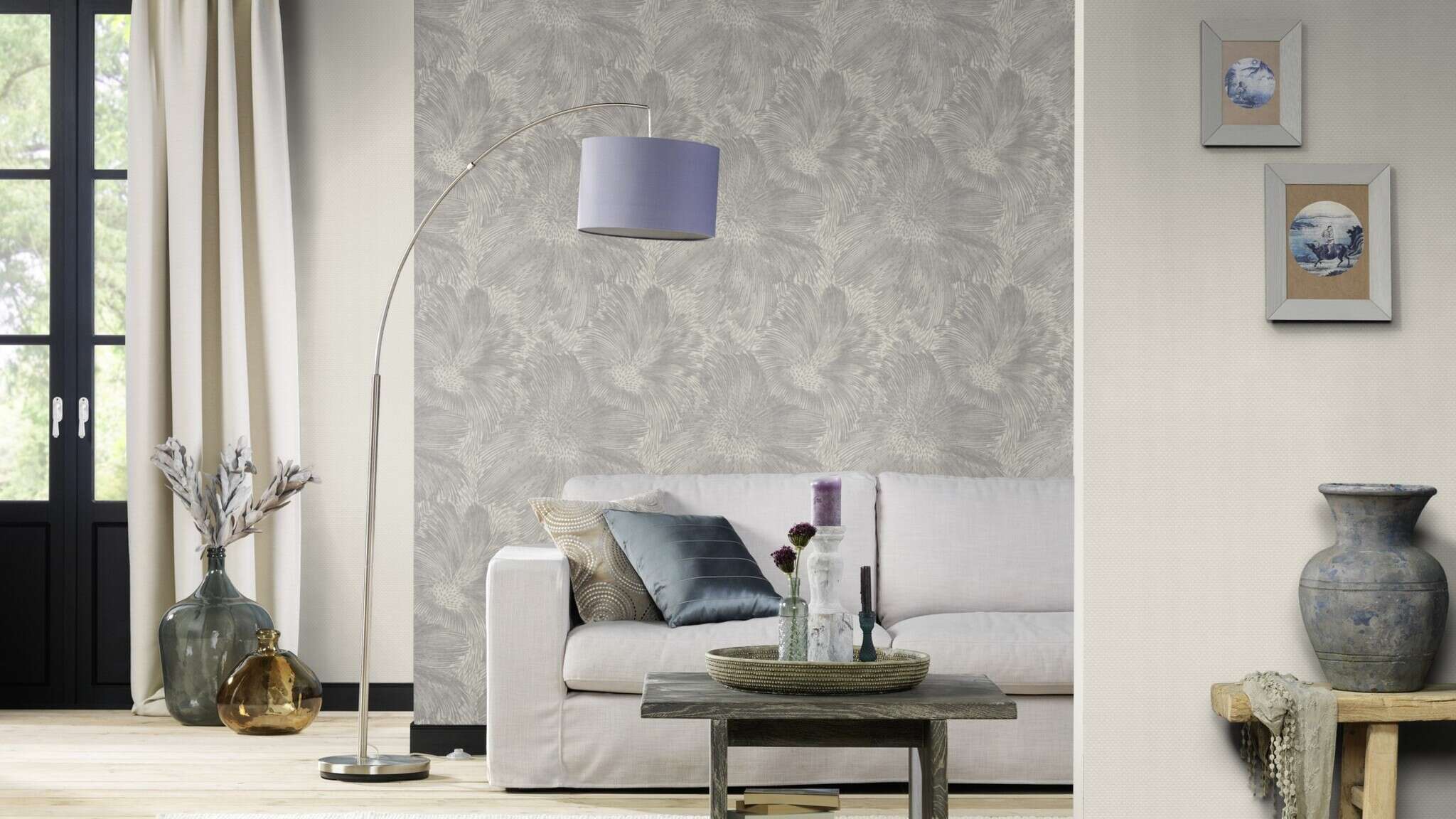10-509250 Raumsituationen 2 Une chambre avec Papier peint graphique avec fleurs abstraites