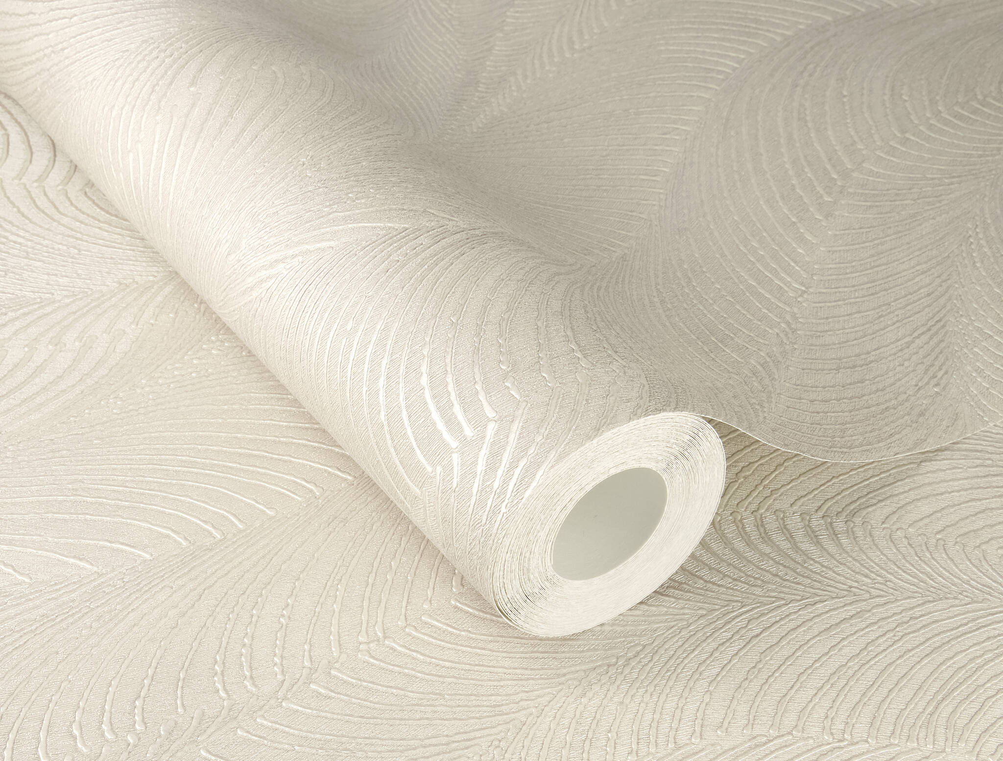 10-659610 Detailaufnahmen 1 Non-woven wallpaper in green-taupe Incanto 659610