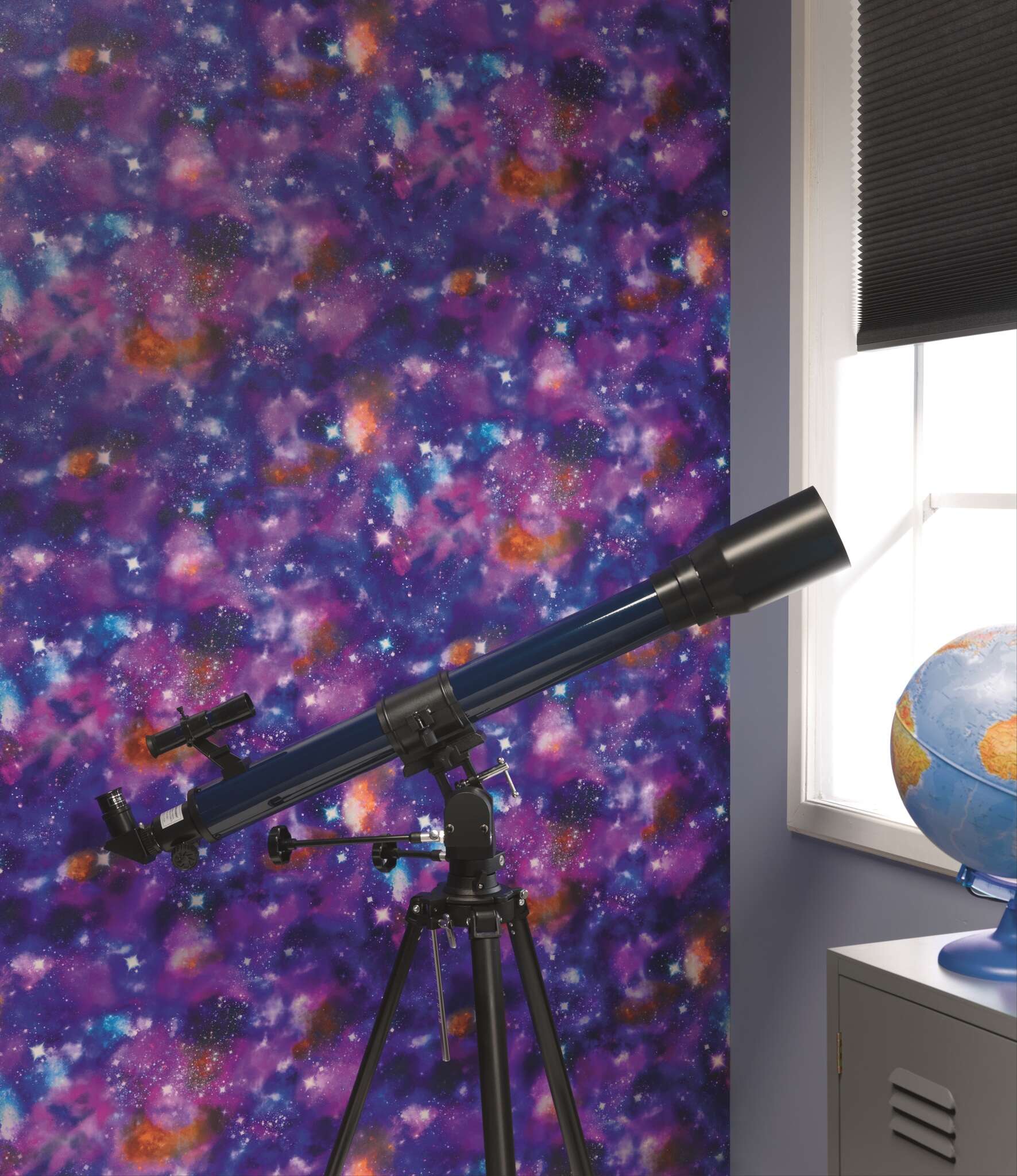 10-273205 Raumbilder 1 Room with Wallpaper with a galactic motif in bold colours with stars and nebulae