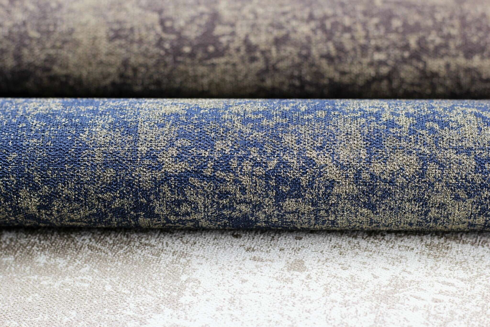 10-410723 Detailaufnahmen 4 Vintage non-woven wallpaper in blue-night blue Selection 410723