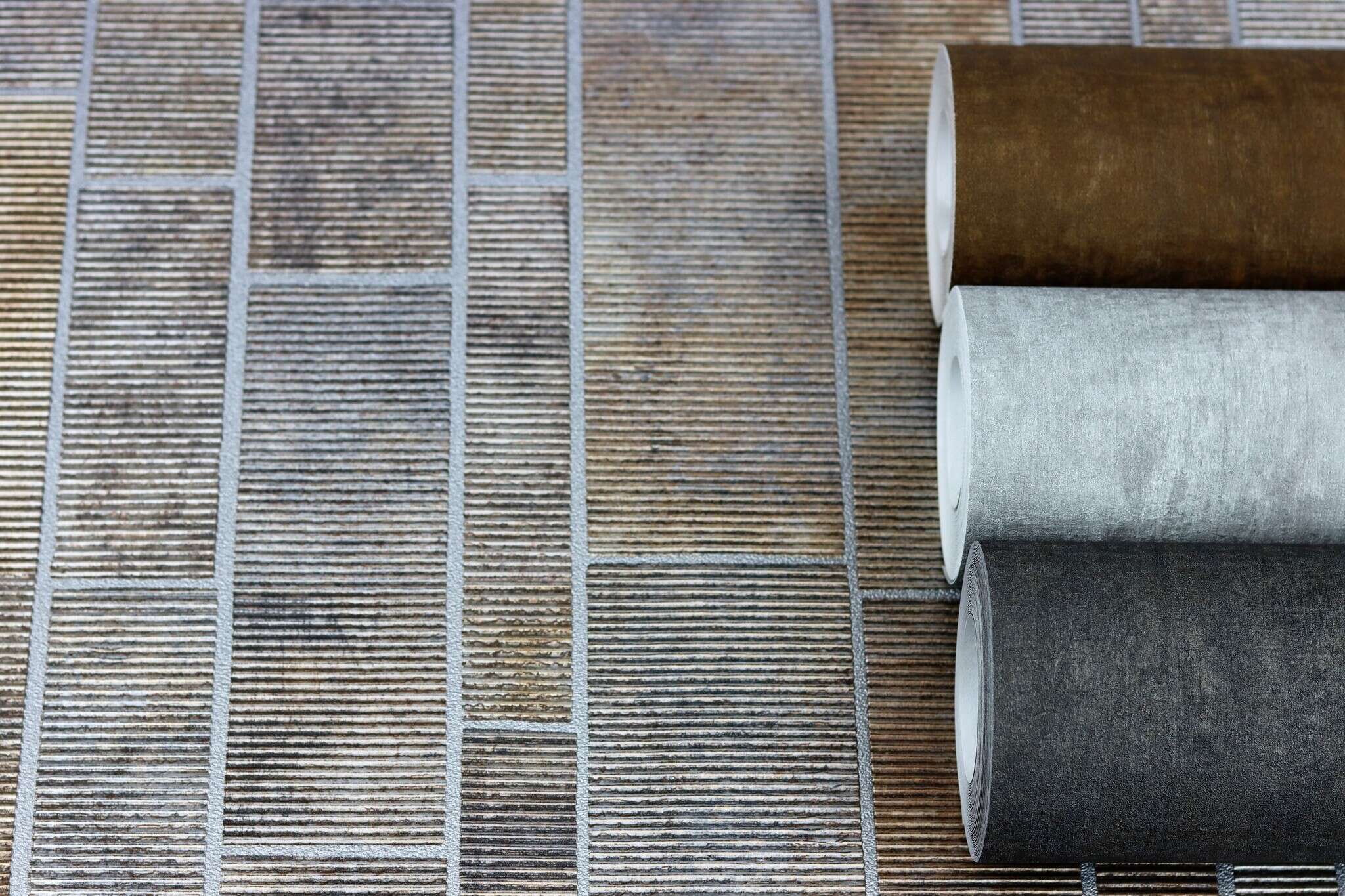 10-429268 Detailaufnahmen 13 Image détaillée de Papier peint non tissé foncé avec une surface mate et une texture structurée anthracite.