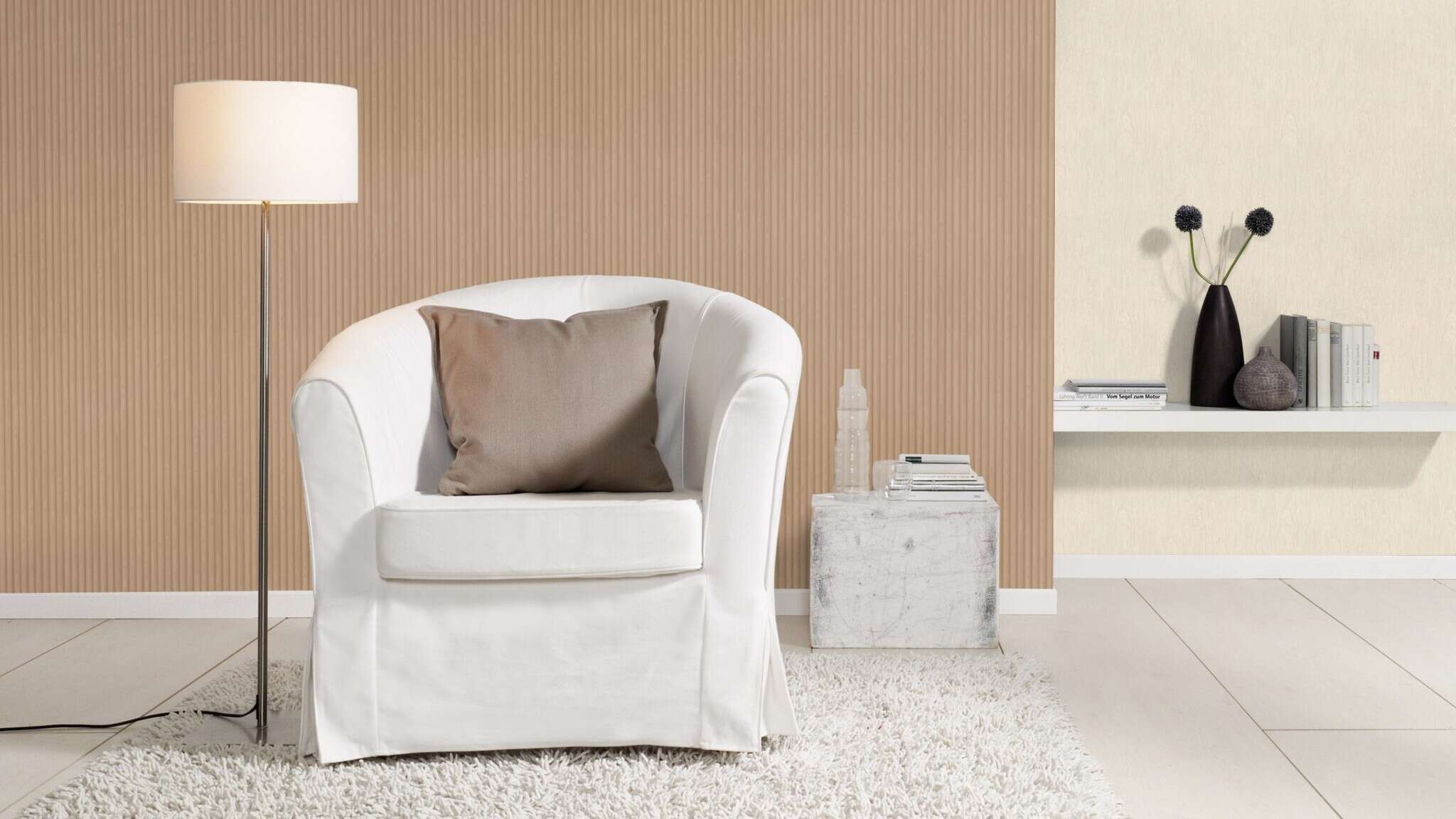 10-600810 Raumsituationen 3 Room with Wallpaper with wood panels and a fine vertical texture