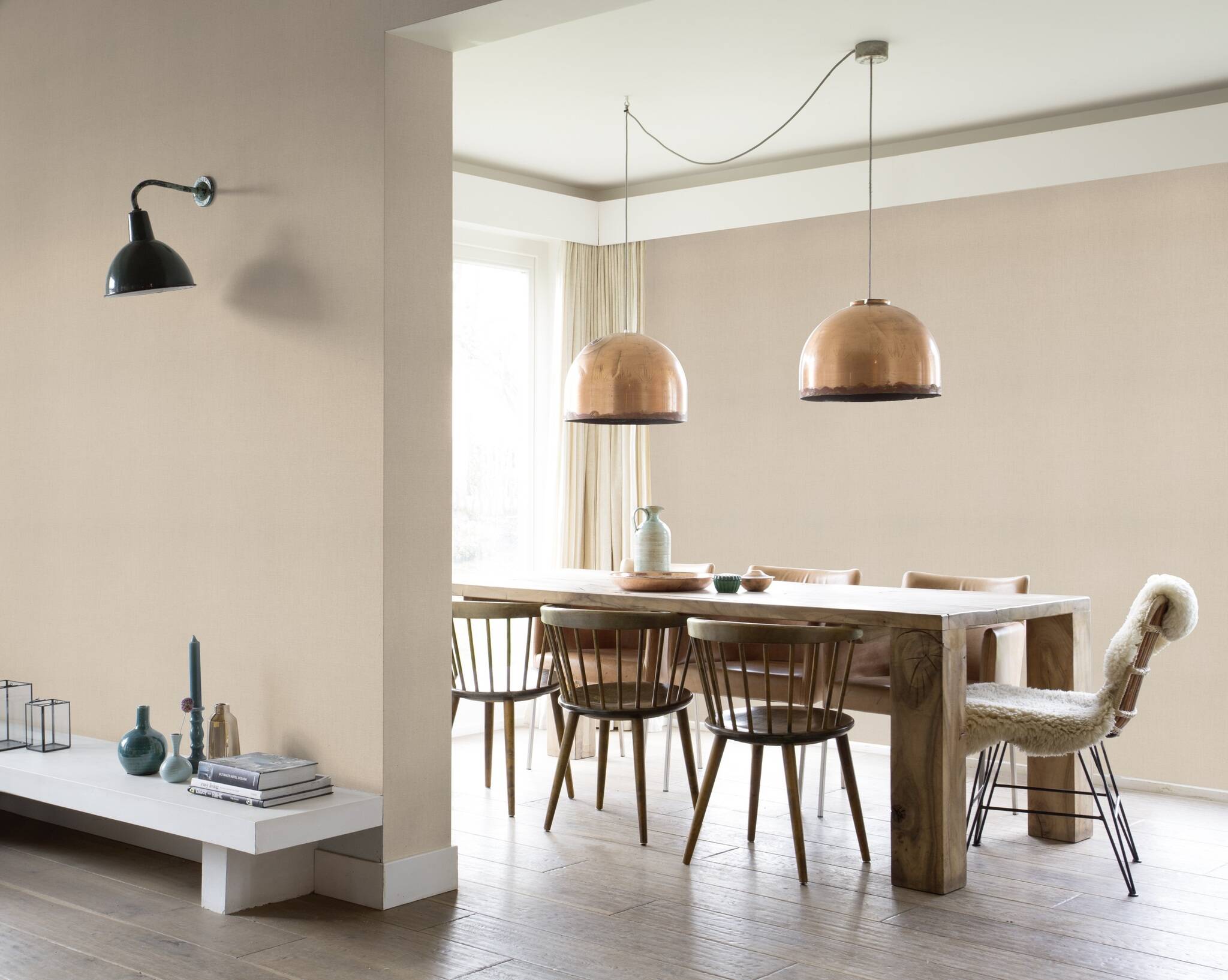 10-484540 Raumsituationen 4 Room with Single-colour wallpaper with a textile texture