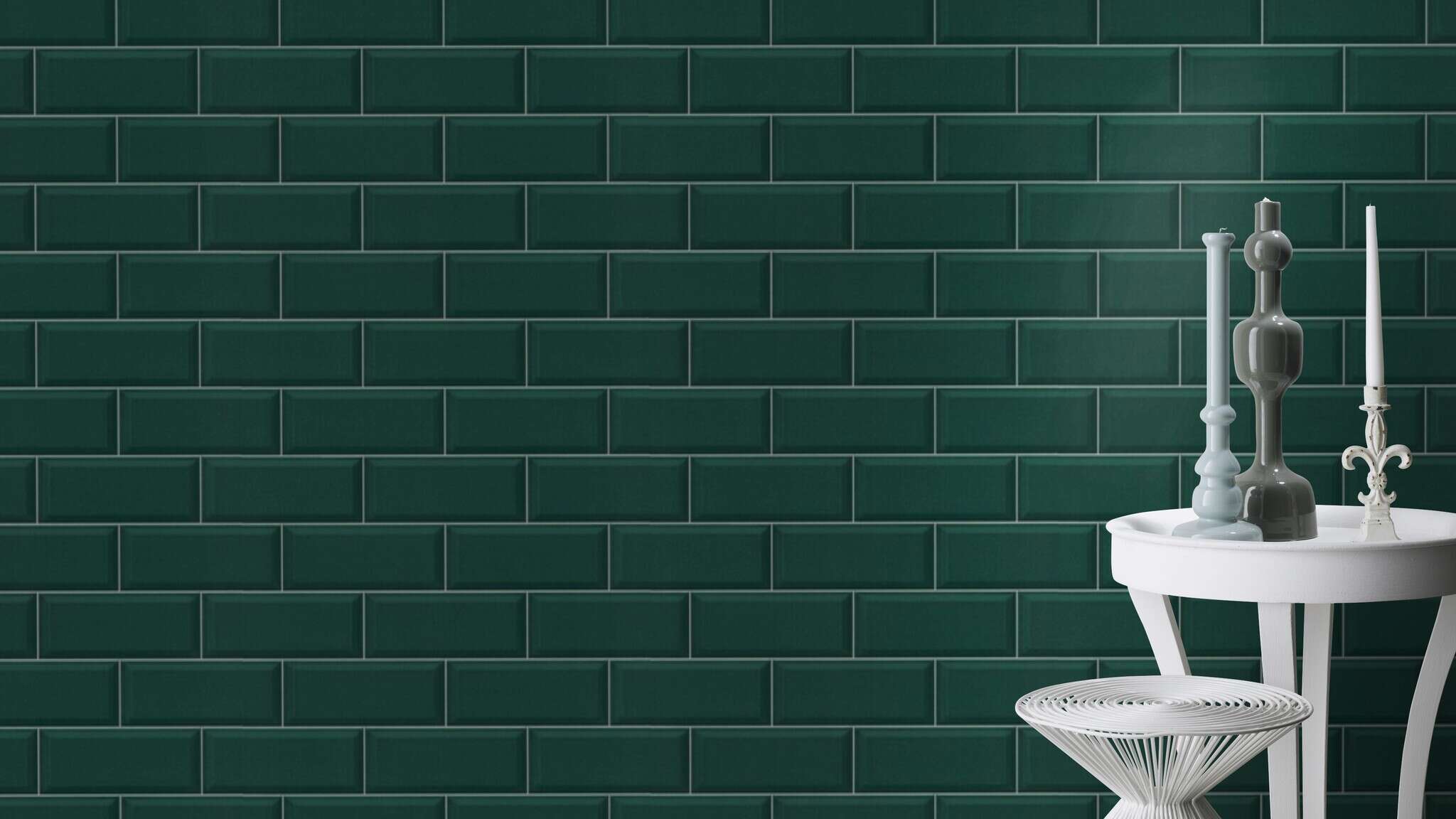 10-429954 Raumsituationen 2 Room with Non-woven wallpaper with a smooth tile look in a subway style in dark green.
