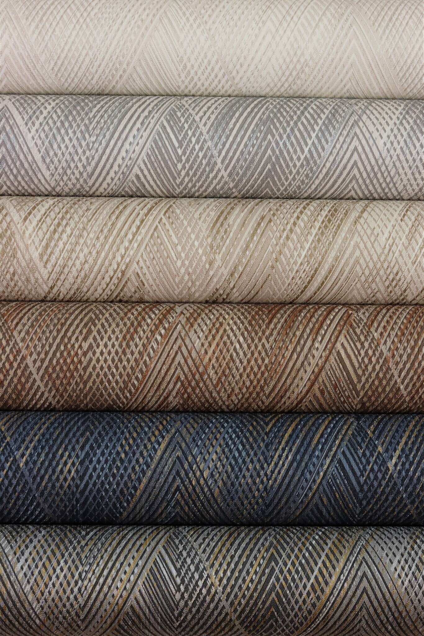 10-844139 Detailaufnahmen 4 Detailed image of Wallpaper with zigzag diamonds and diagonal lines