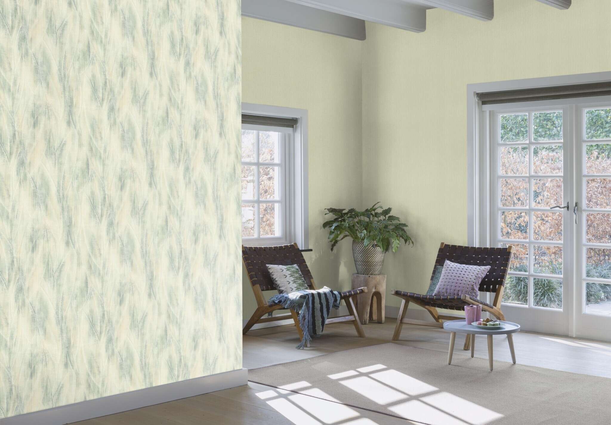 10-536829 Raumsituationen 2 Une chambre avec Papier peint uni avec une texture textile