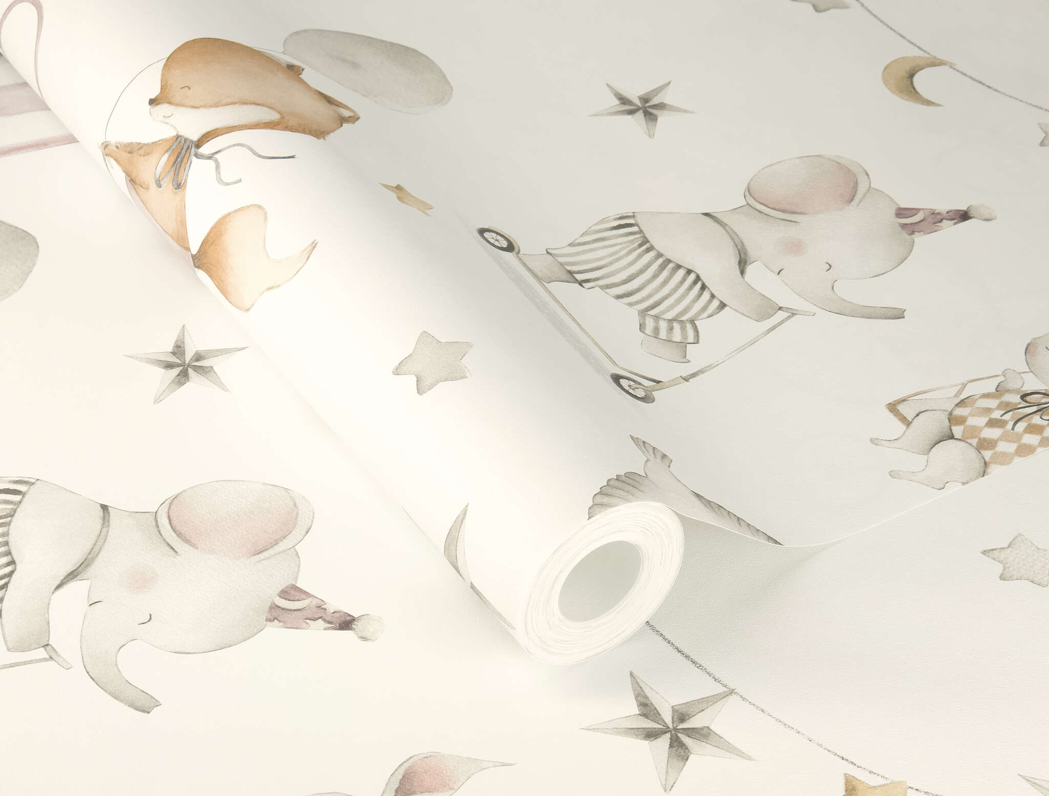 10-301922 Detailaufnahmen 1 Non-woven wallpaper in pink Kids World II 301922