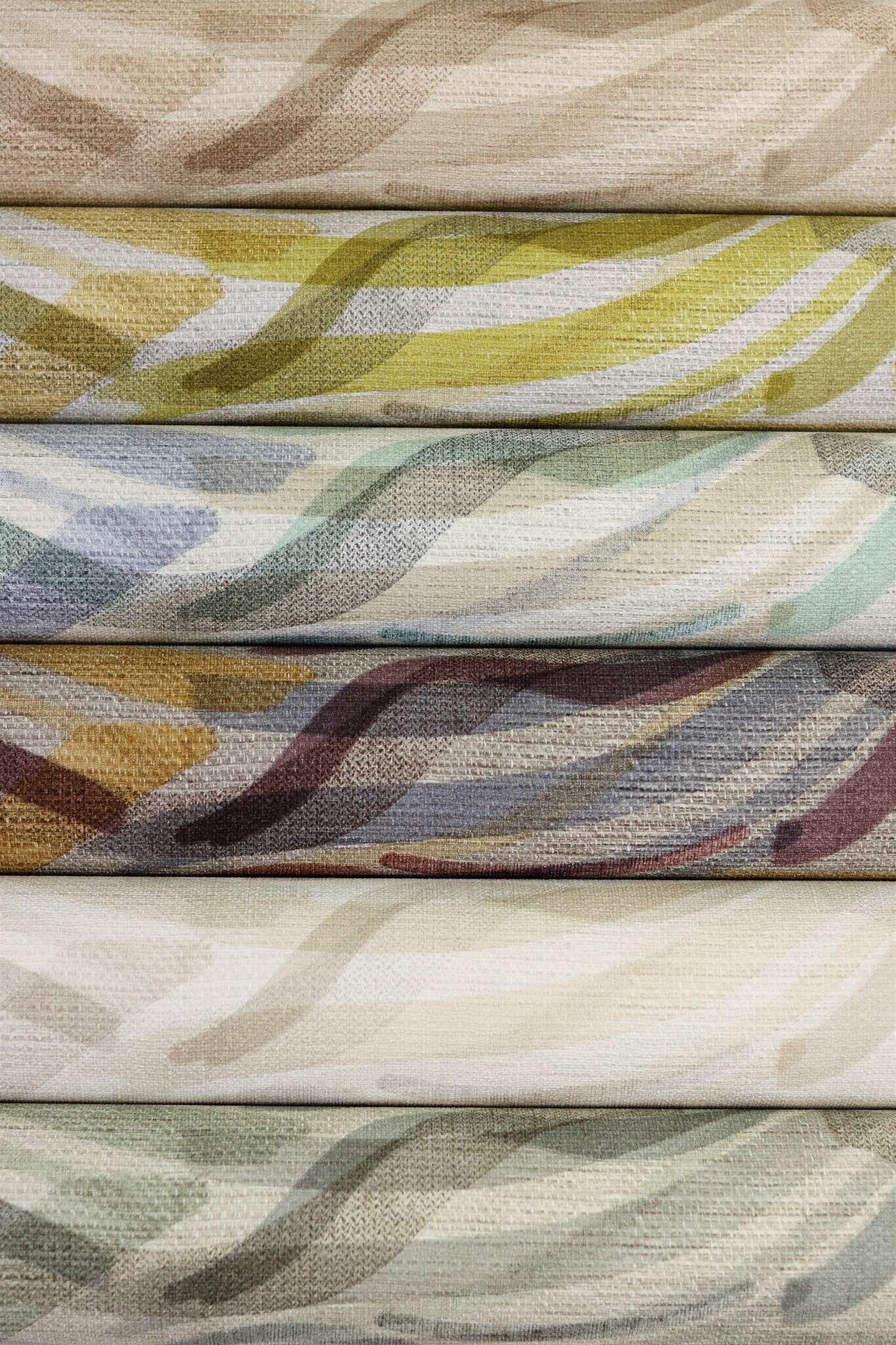 10-970210 Detailaufnahmen 5 Brushstroke non-woven wallpaper in yellow ochre Selection double-width 970210