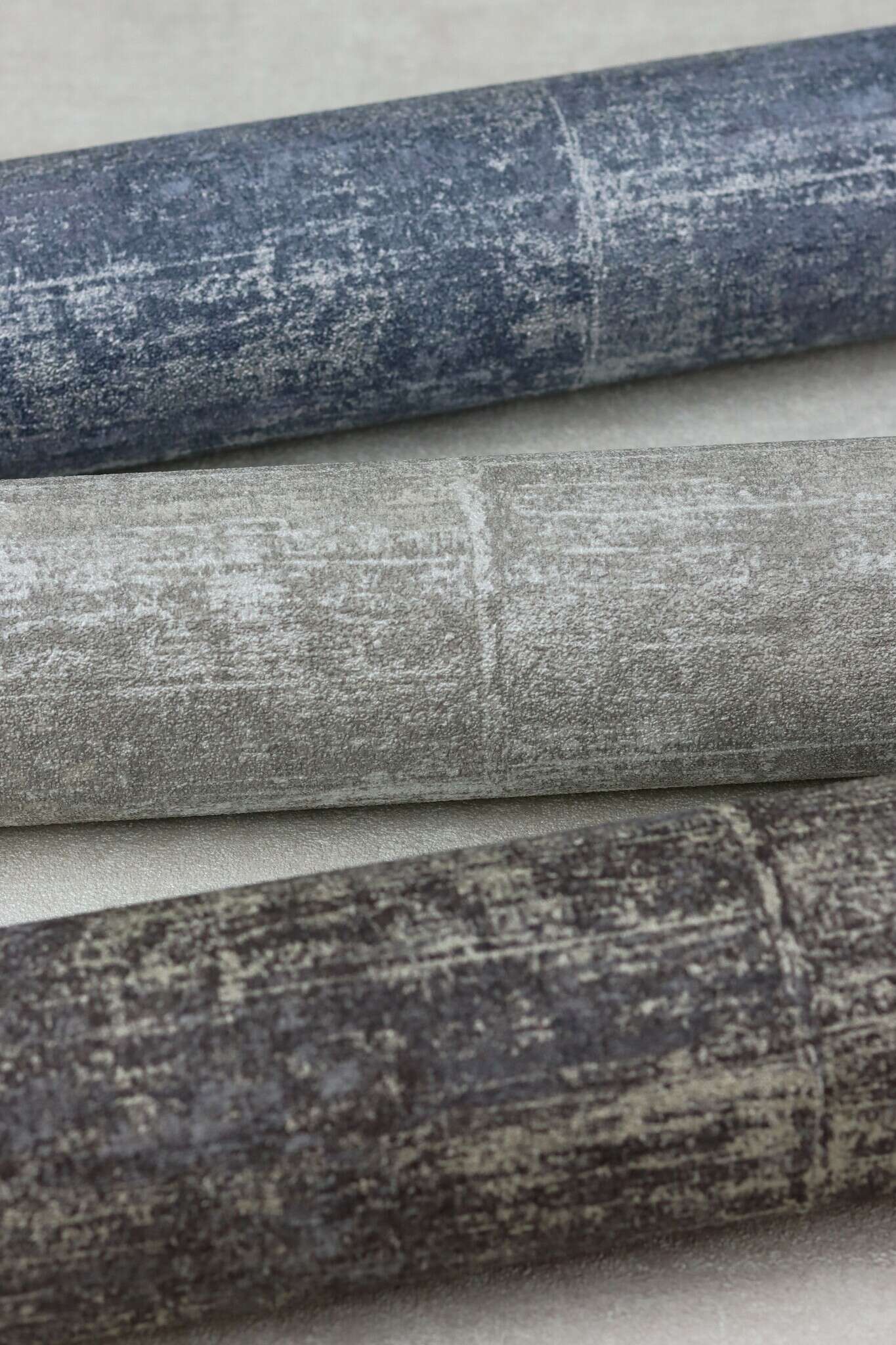 10-617634 Detailaufnahmen 8 Striped non-woven wallpaper in blue-demin Indigo Selection 617634